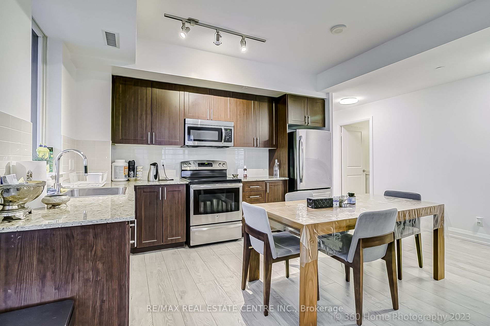 7171 Yonge St, #Lph307