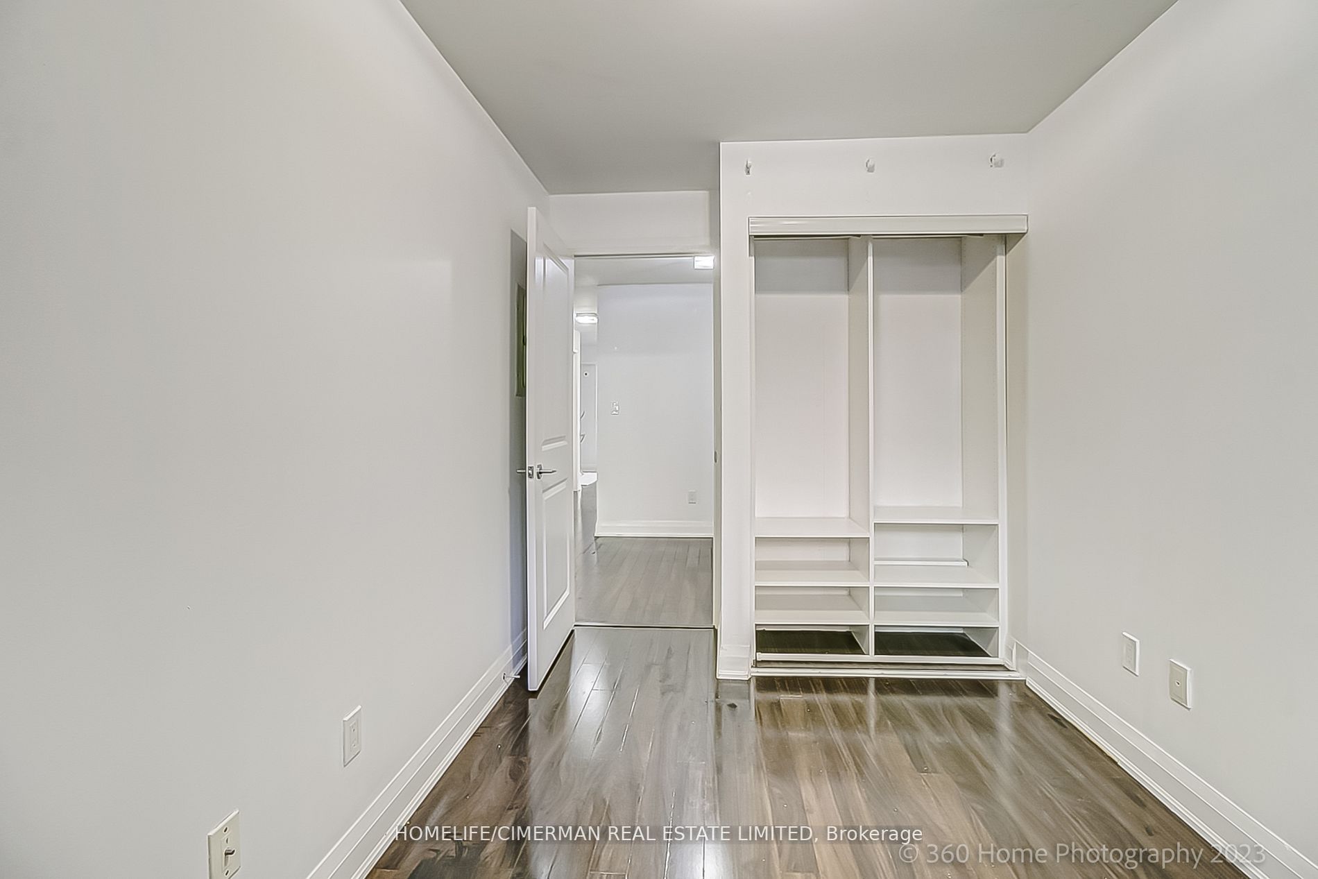 318 John Street, #123