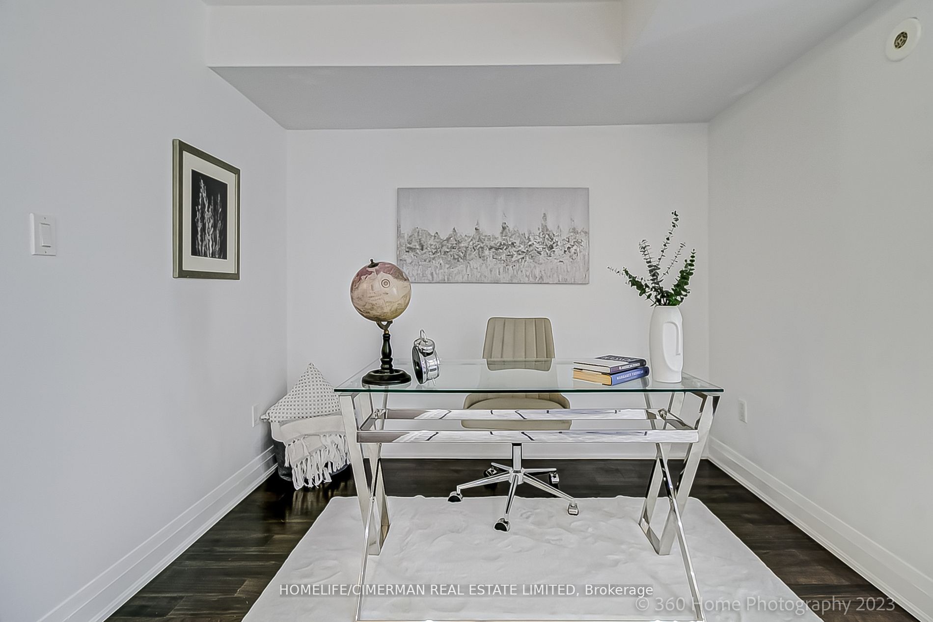 318 John Street, #123