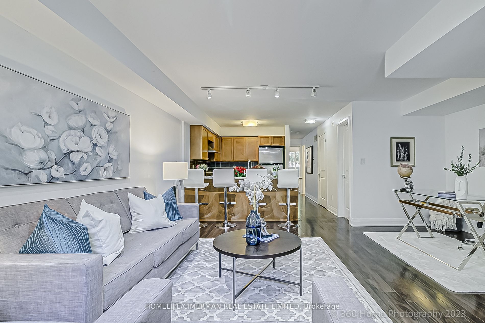 318 John Street, #123