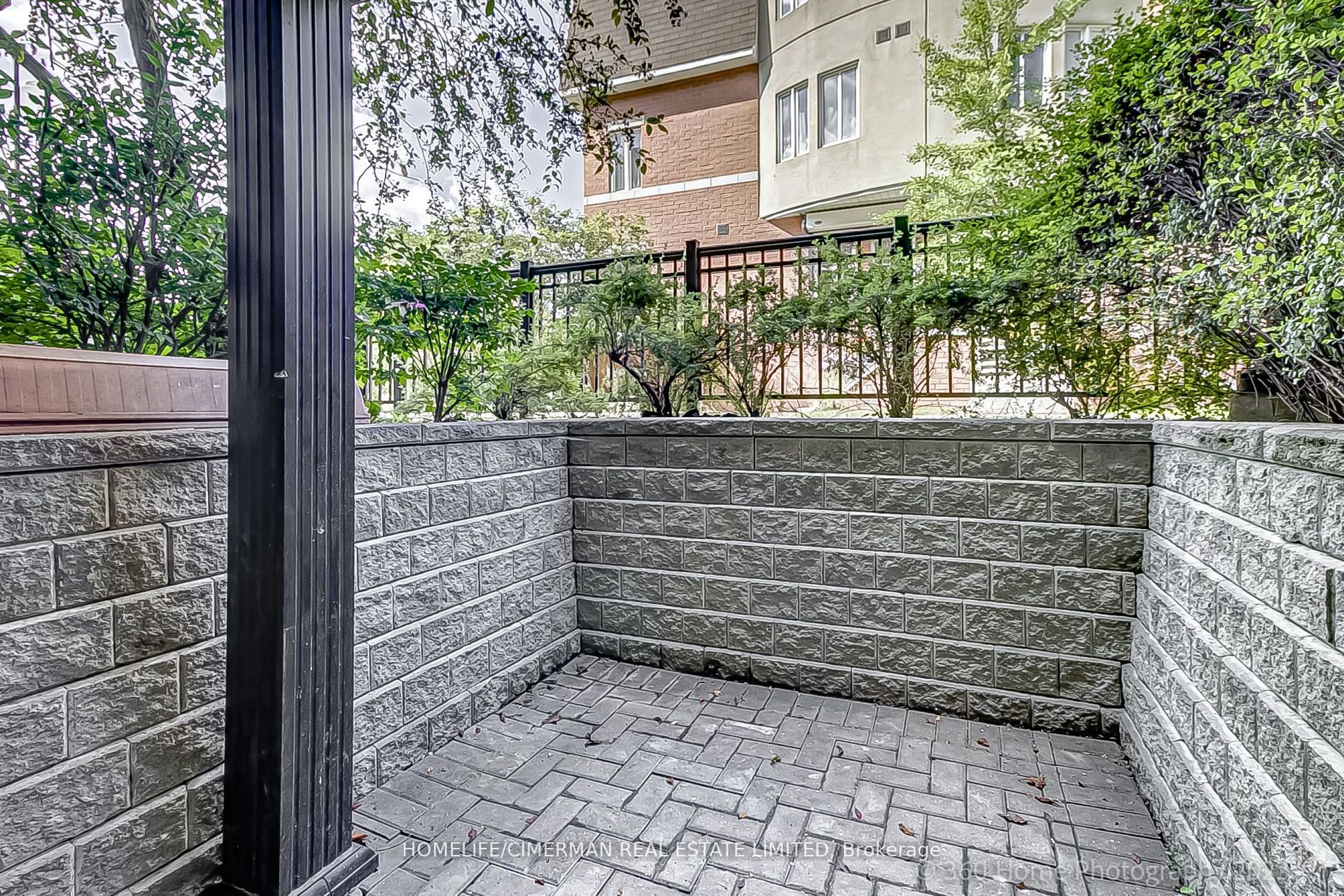 318 John Street, #123