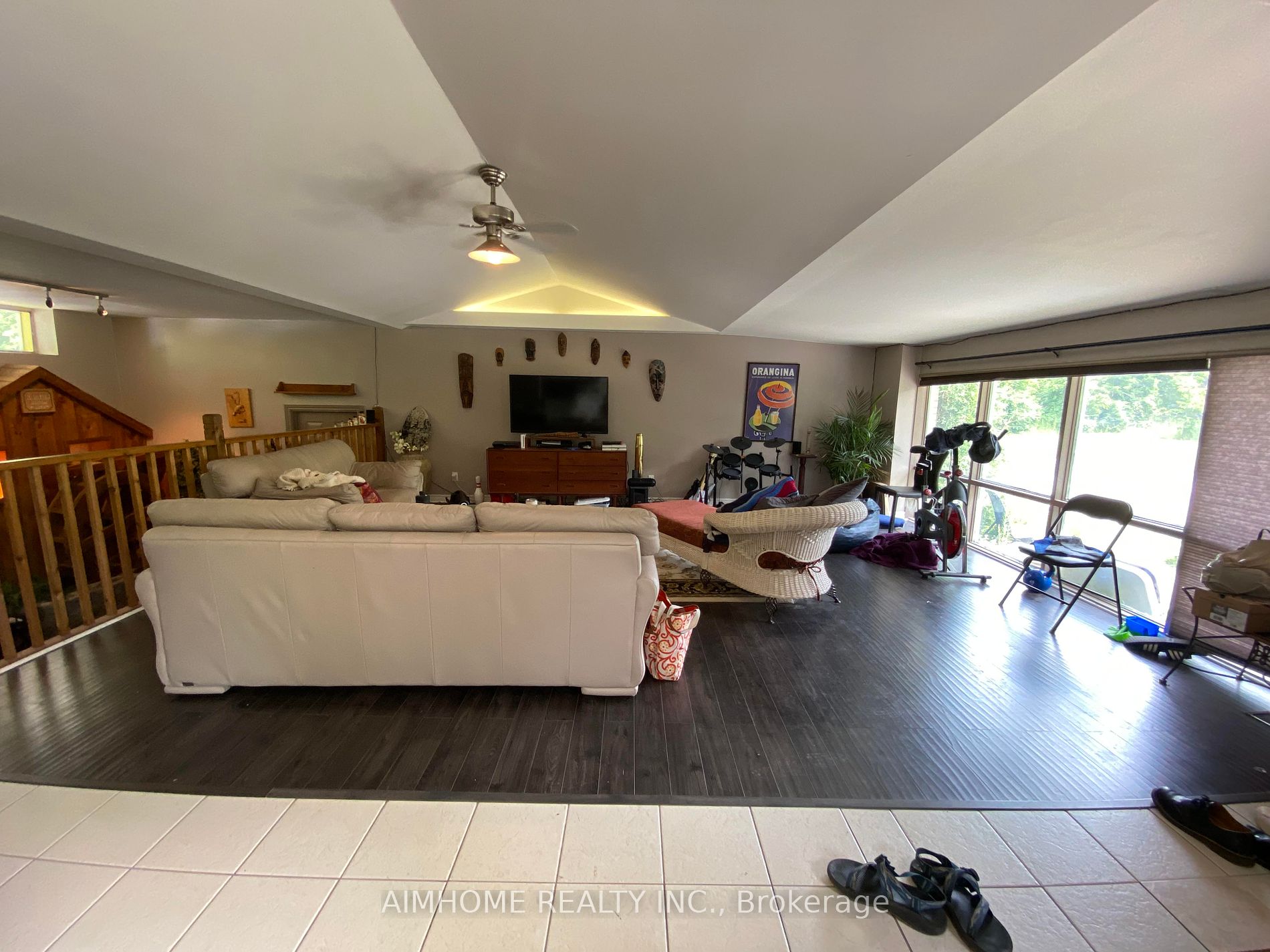 4672 19th Ave, #Upper