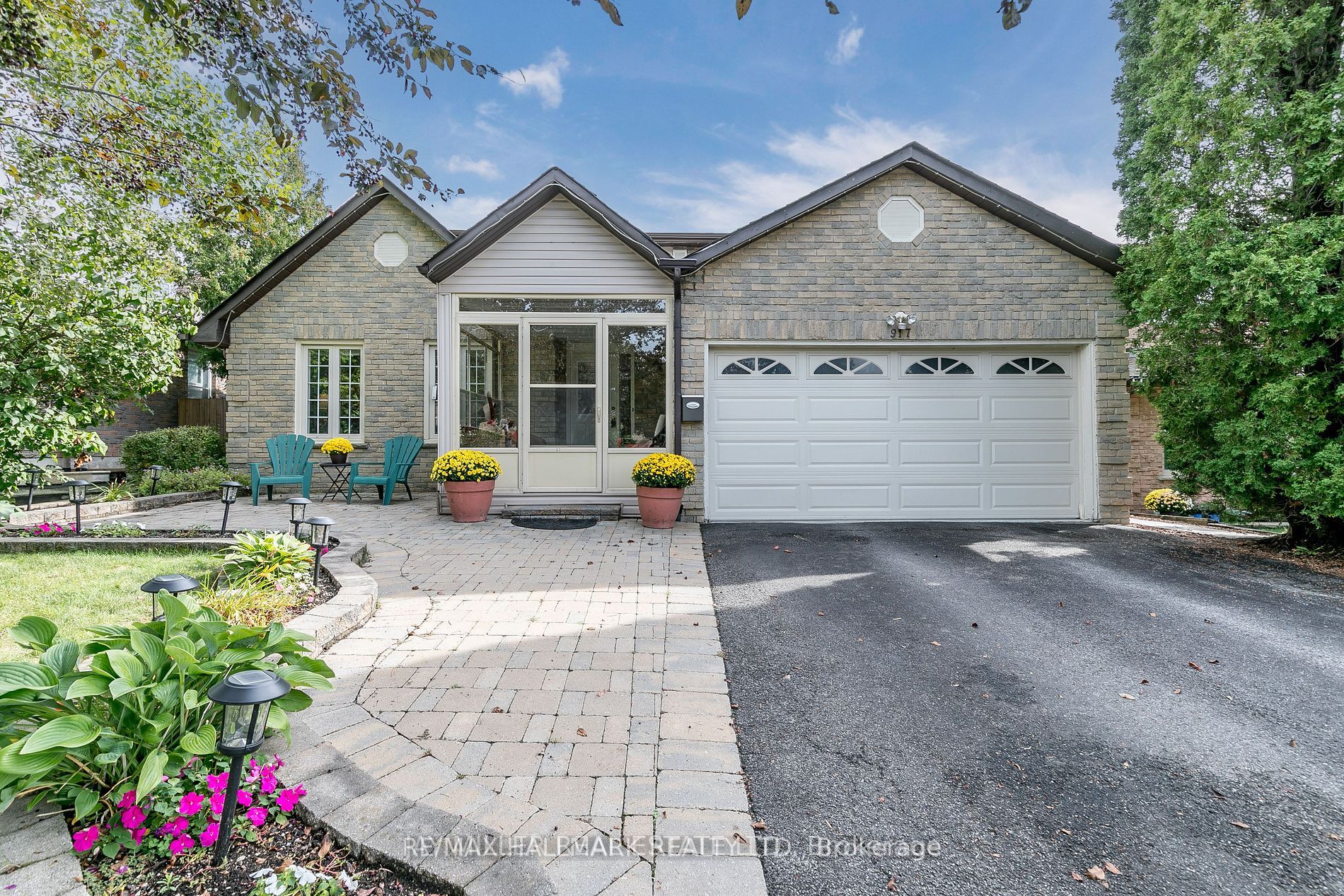 917 Ferndale Cres