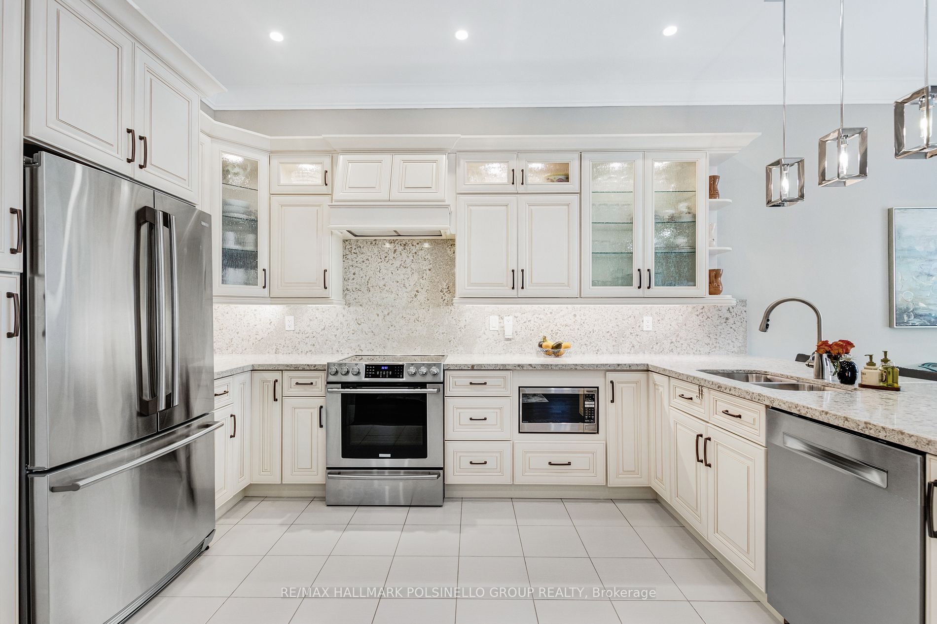 241 Paradelle Drive