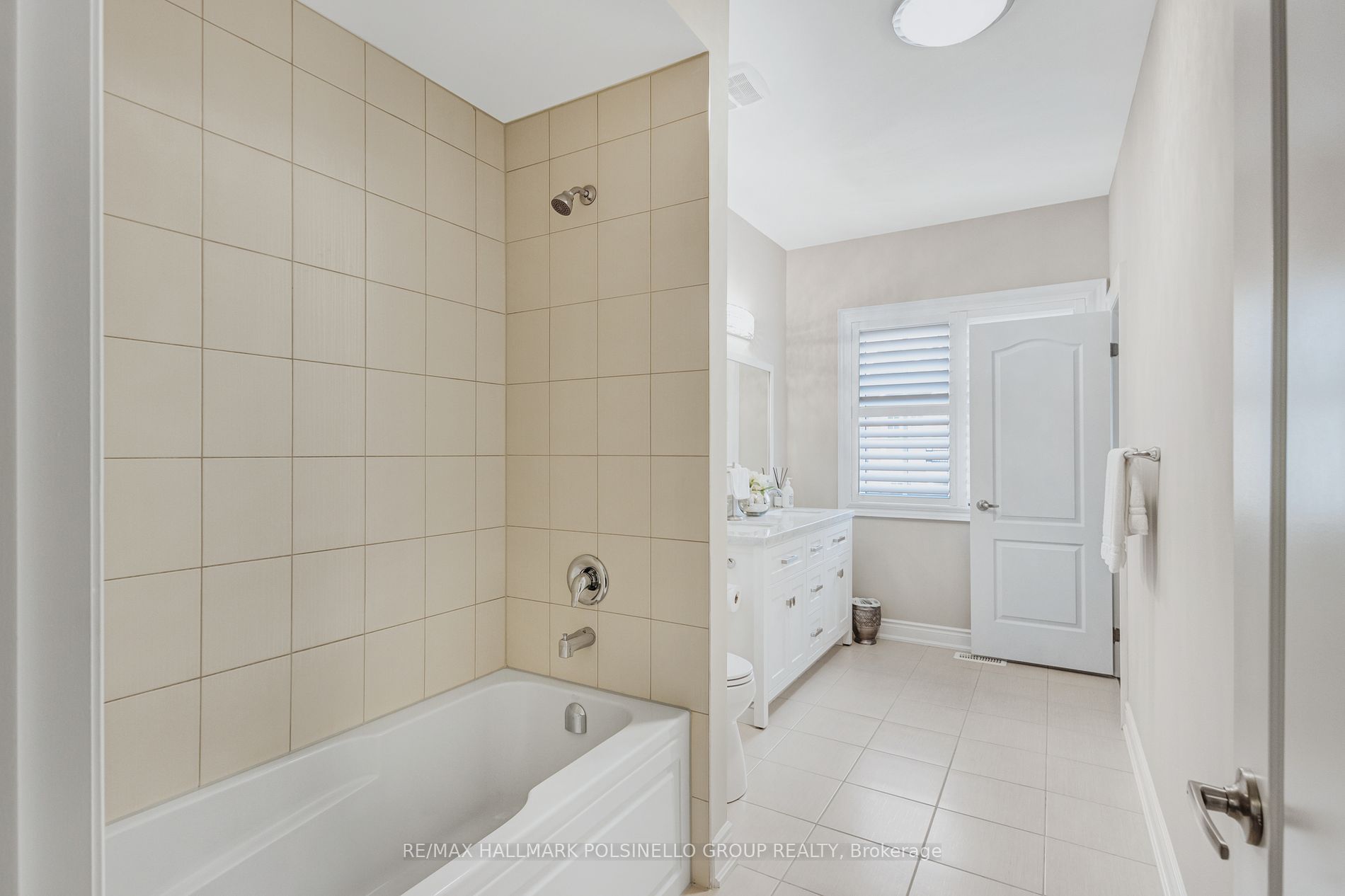 241 Paradelle Drive