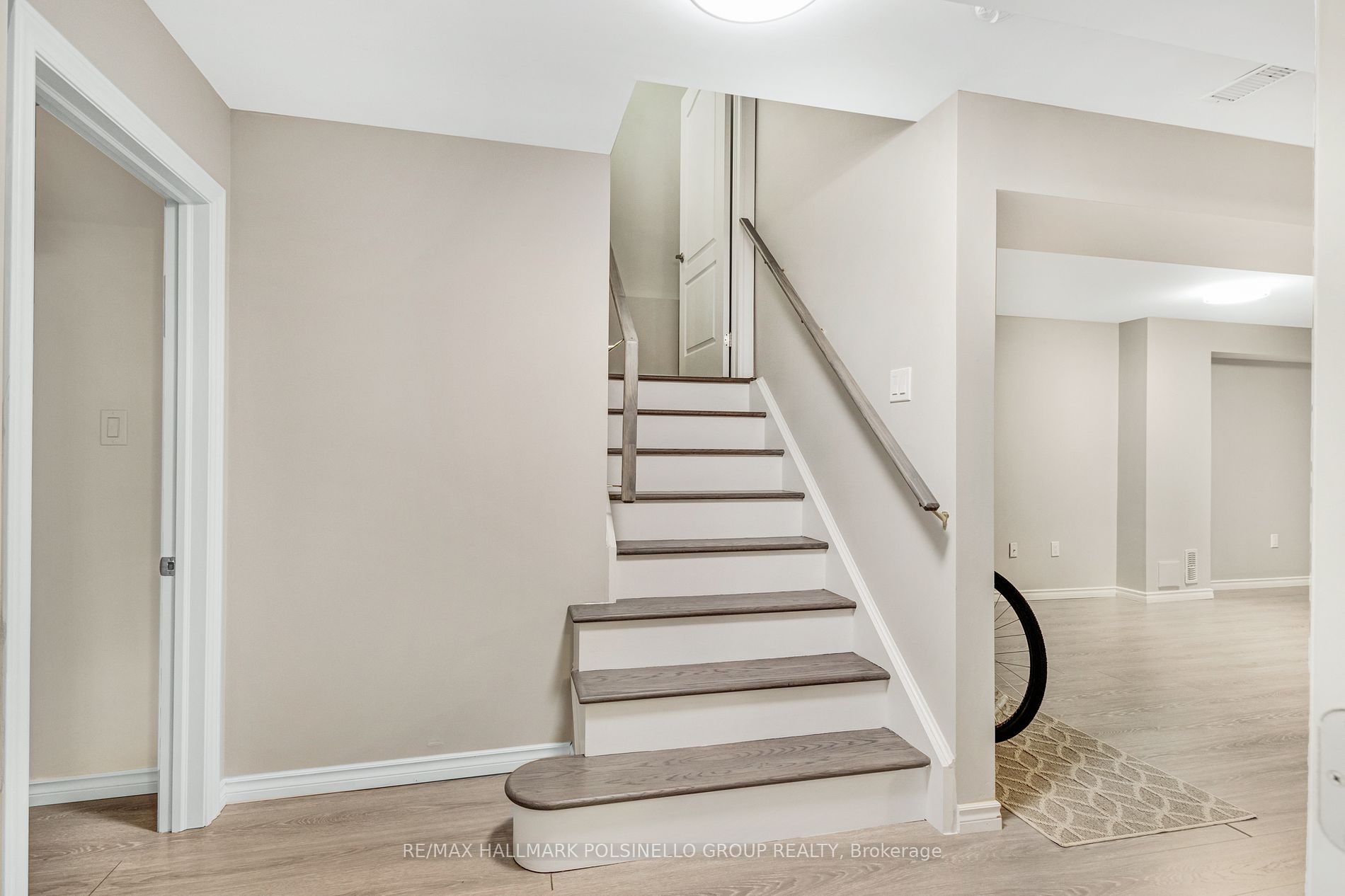 241 Paradelle Drive