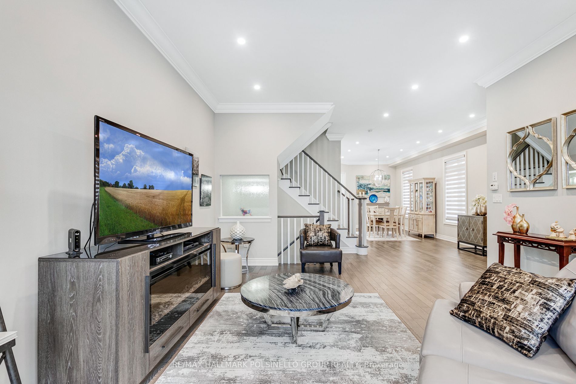 241 Paradelle Drive