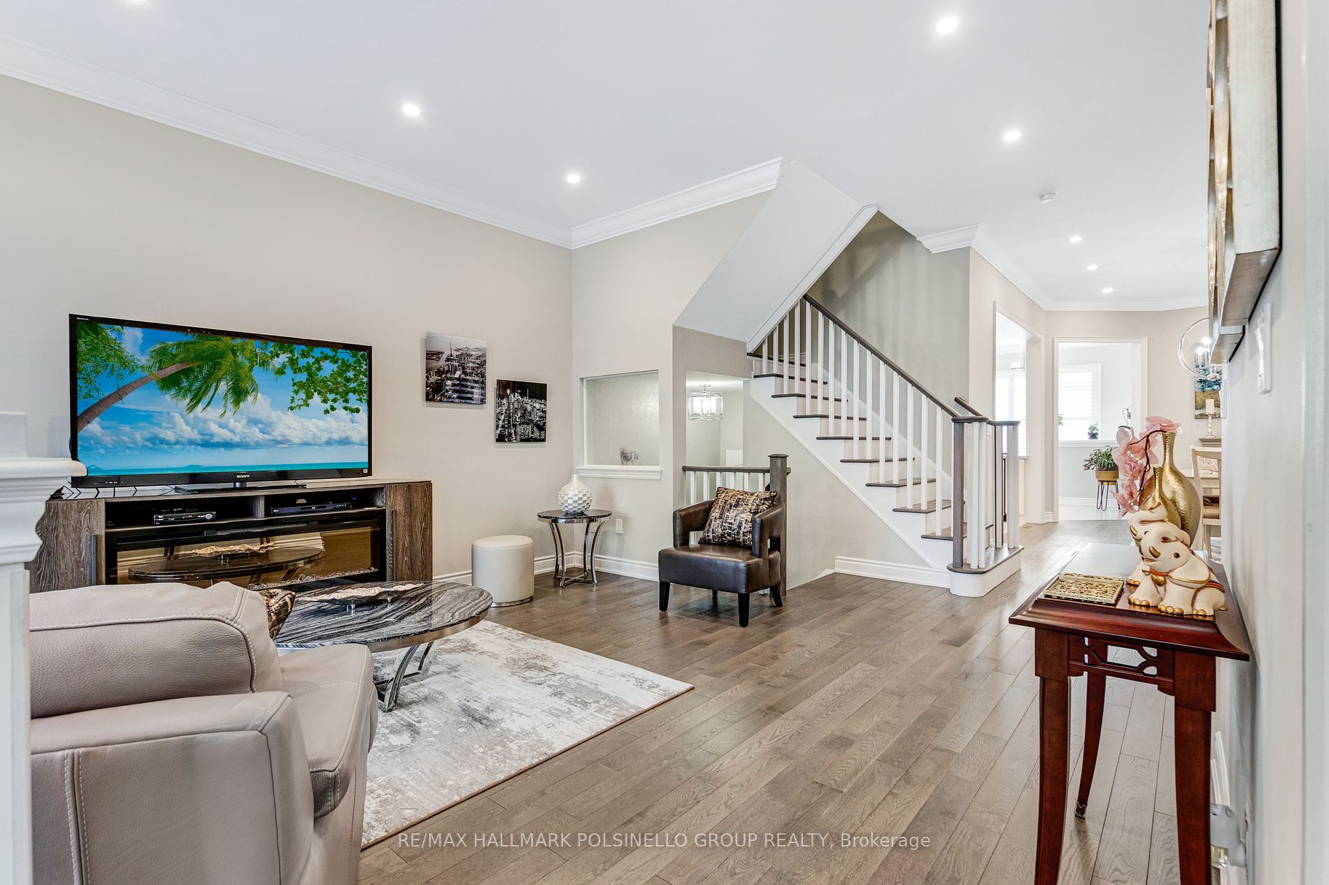 241 Paradelle Drive