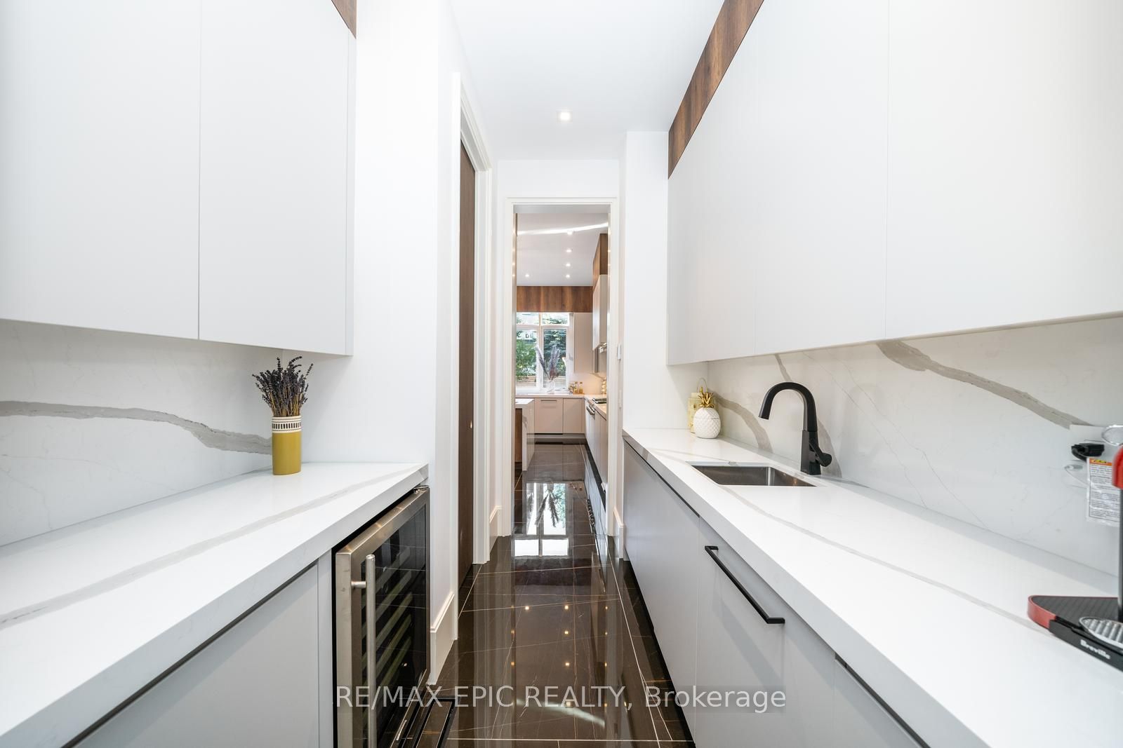 106 Dexter Rd