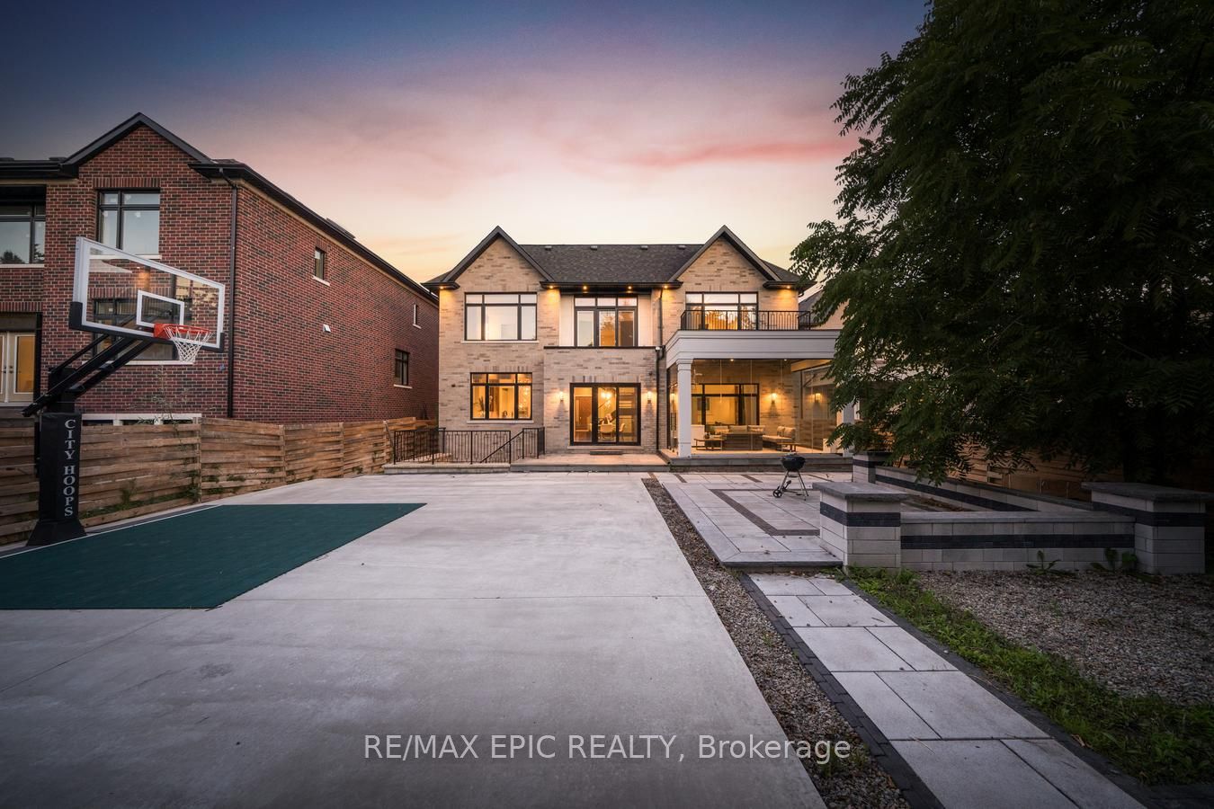 106 Dexter Rd
