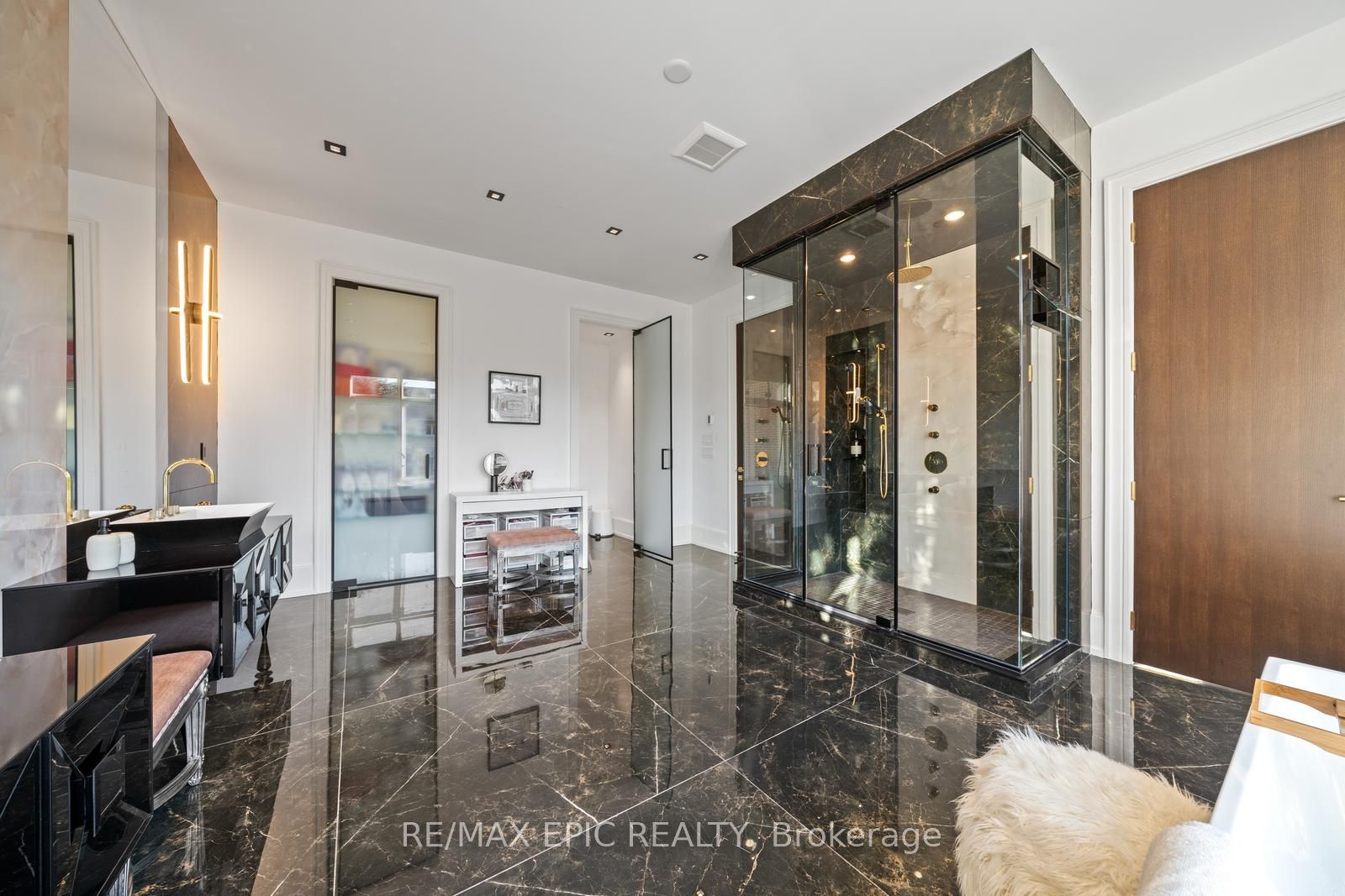106 Dexter Rd