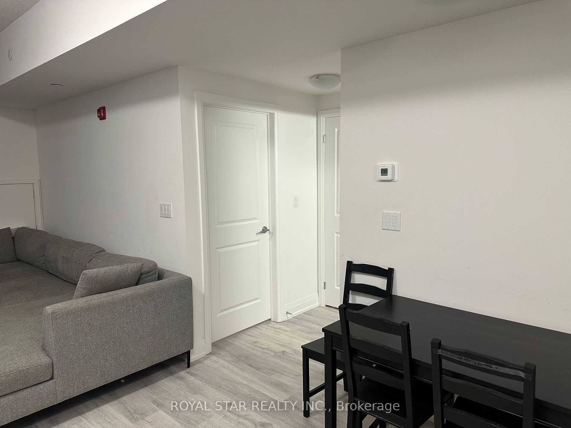 9700 Ninth Line, #216