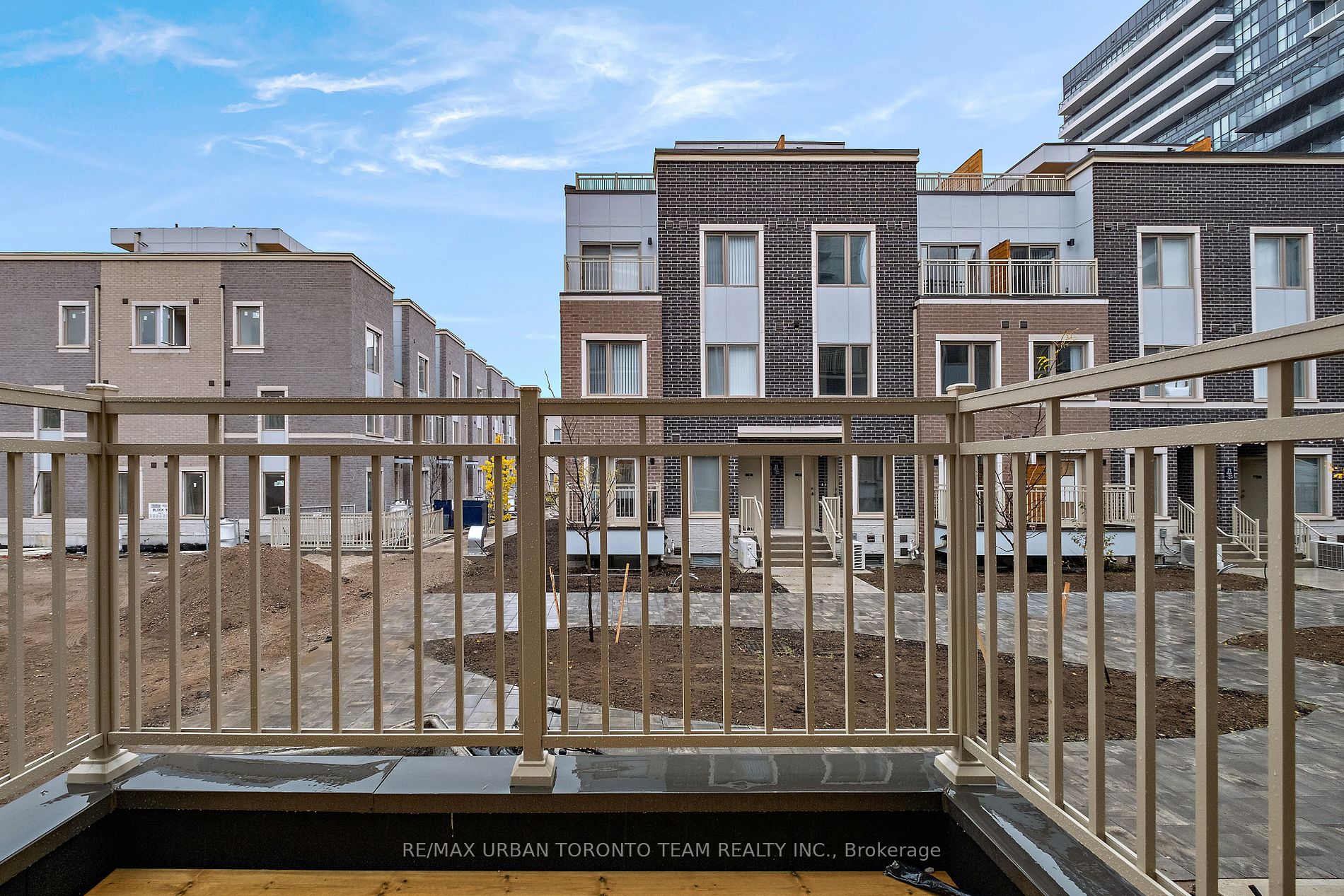31 Honeycrisp Crescent, #60