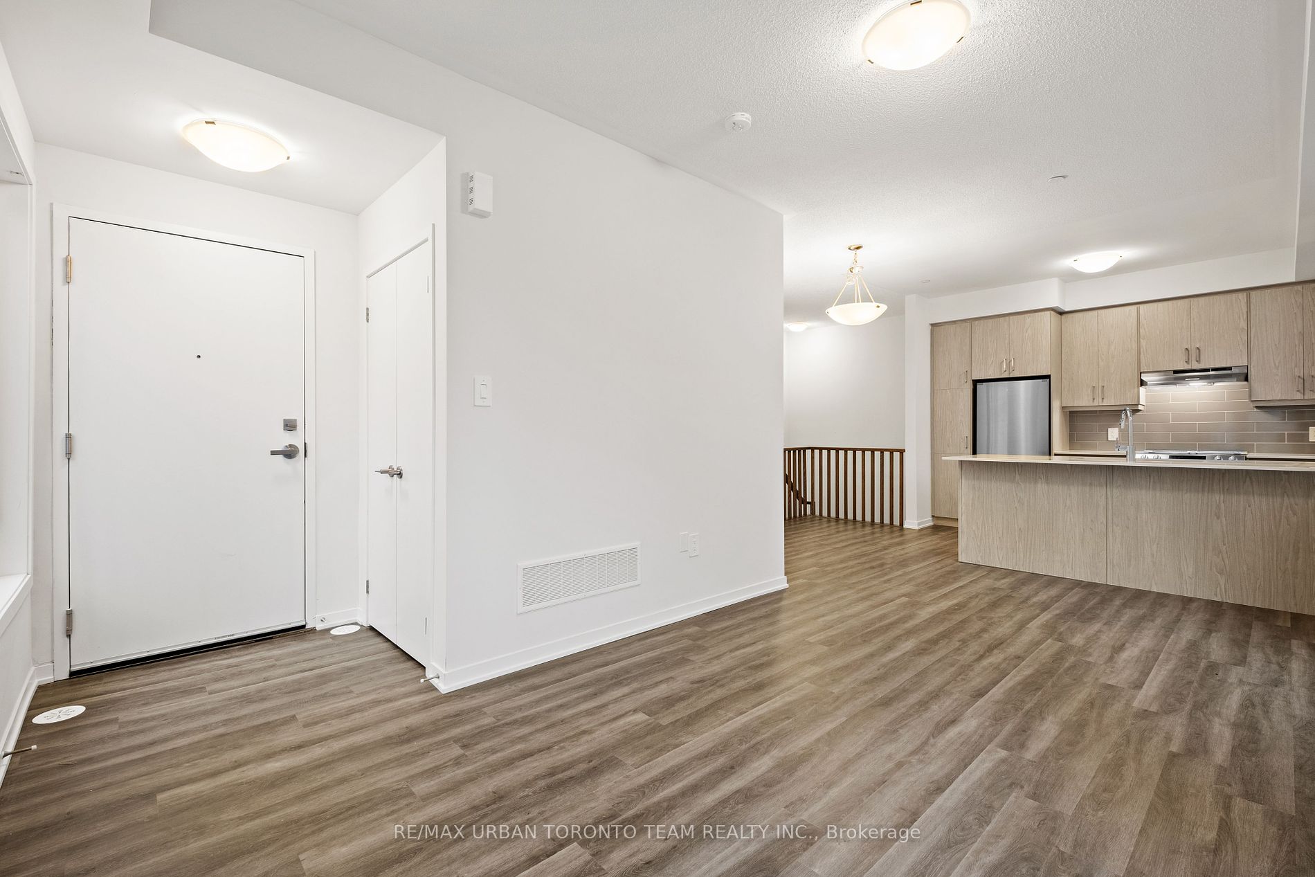 31 Honeycrisp Crescent, #60