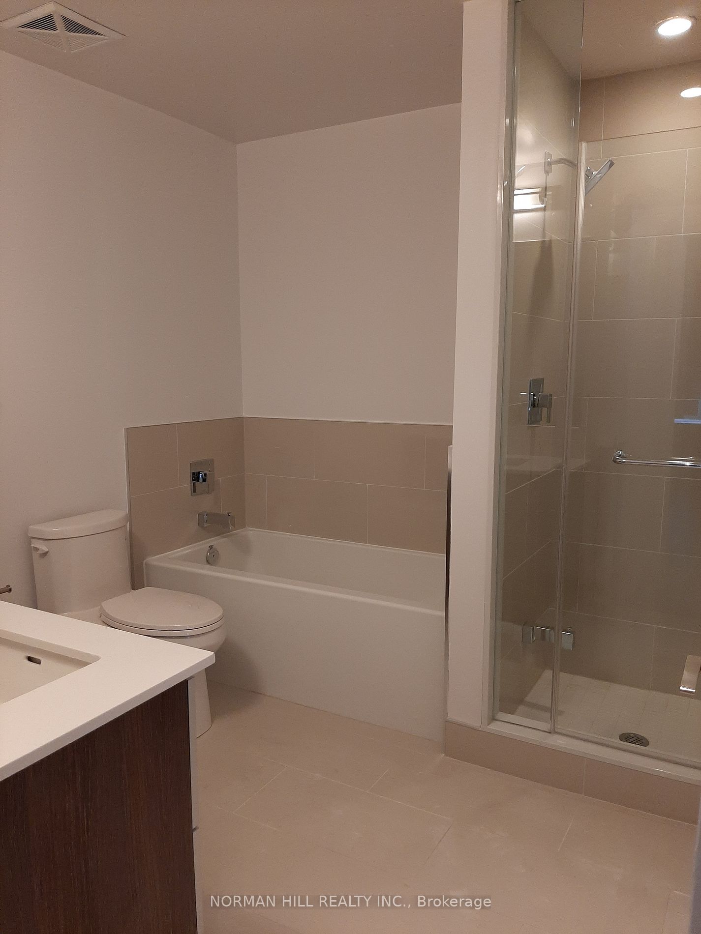 331 Broward Way, #127