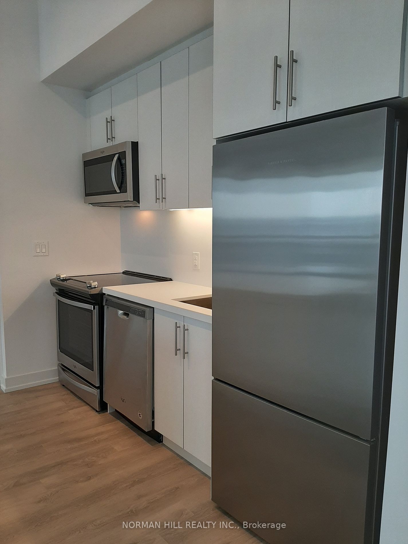 331 Broward Way, #127