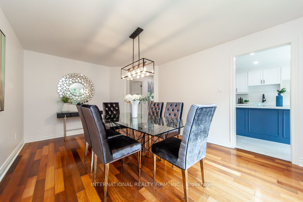 11 Coates Cres