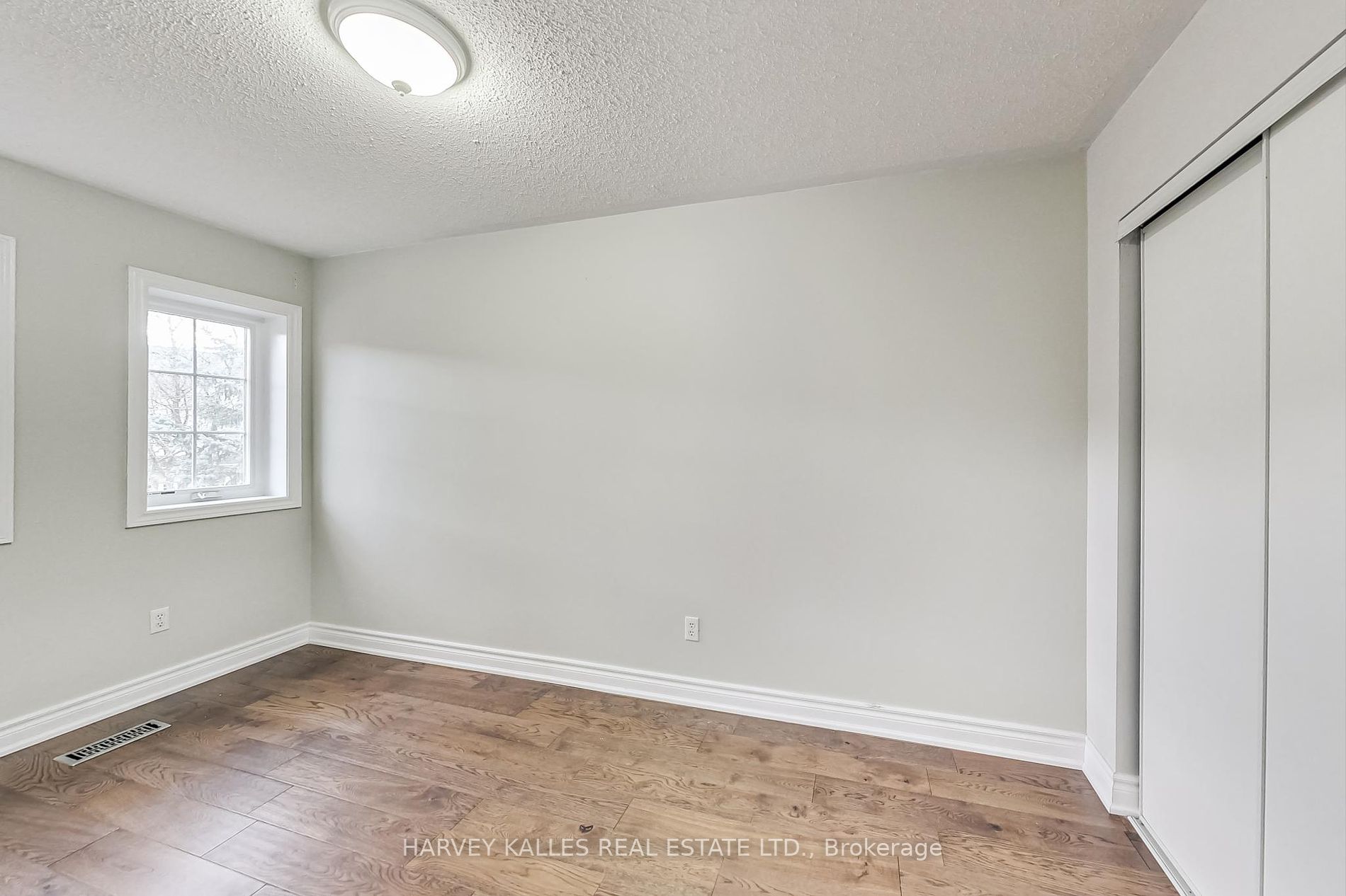 96 Mugford Rd