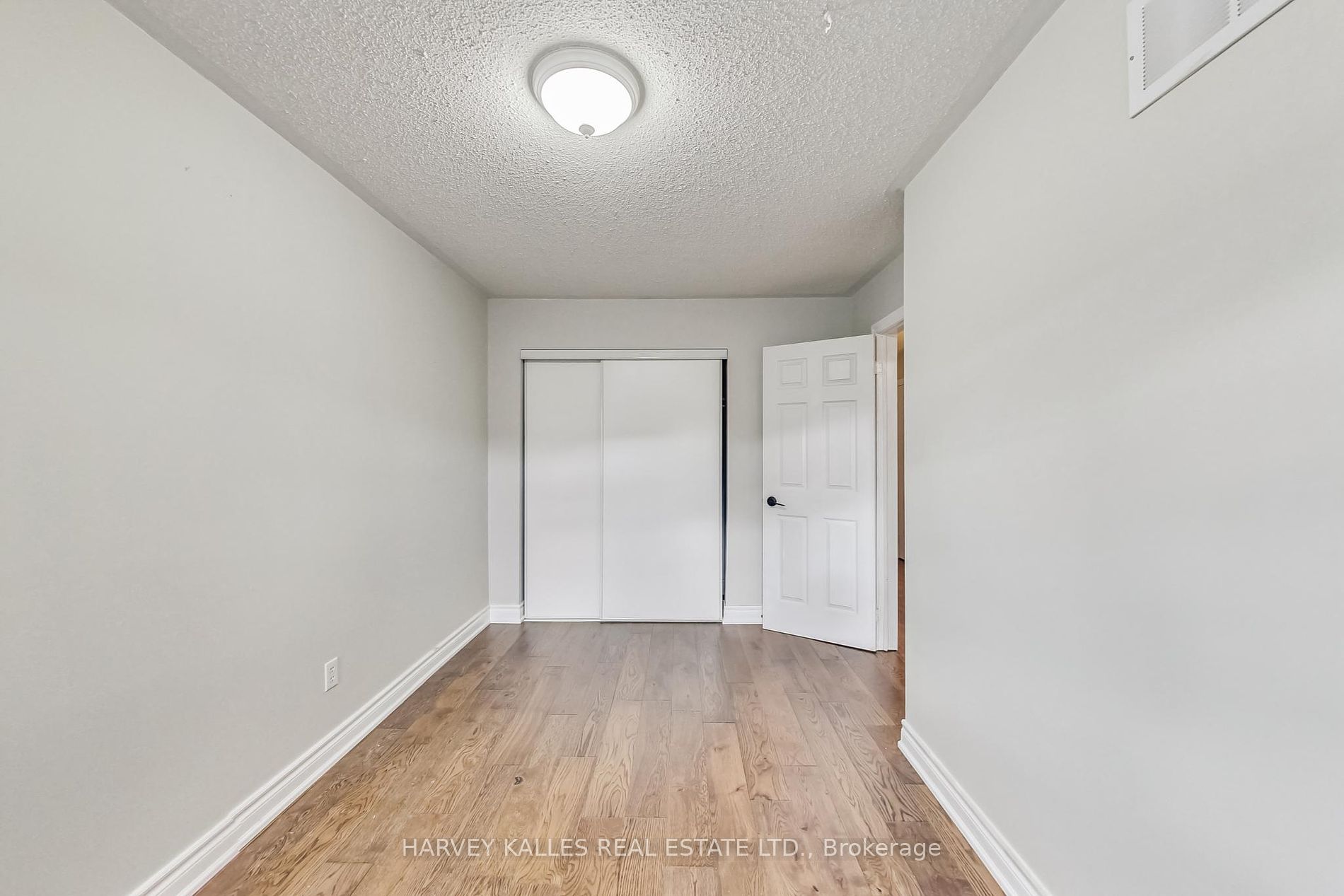 96 Mugford Rd