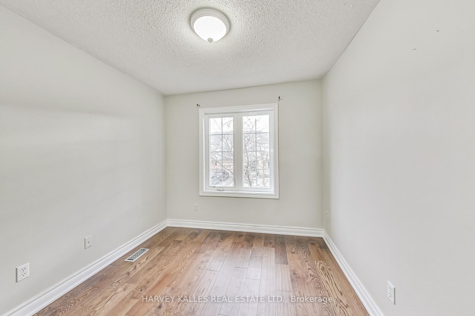 96 Mugford Rd