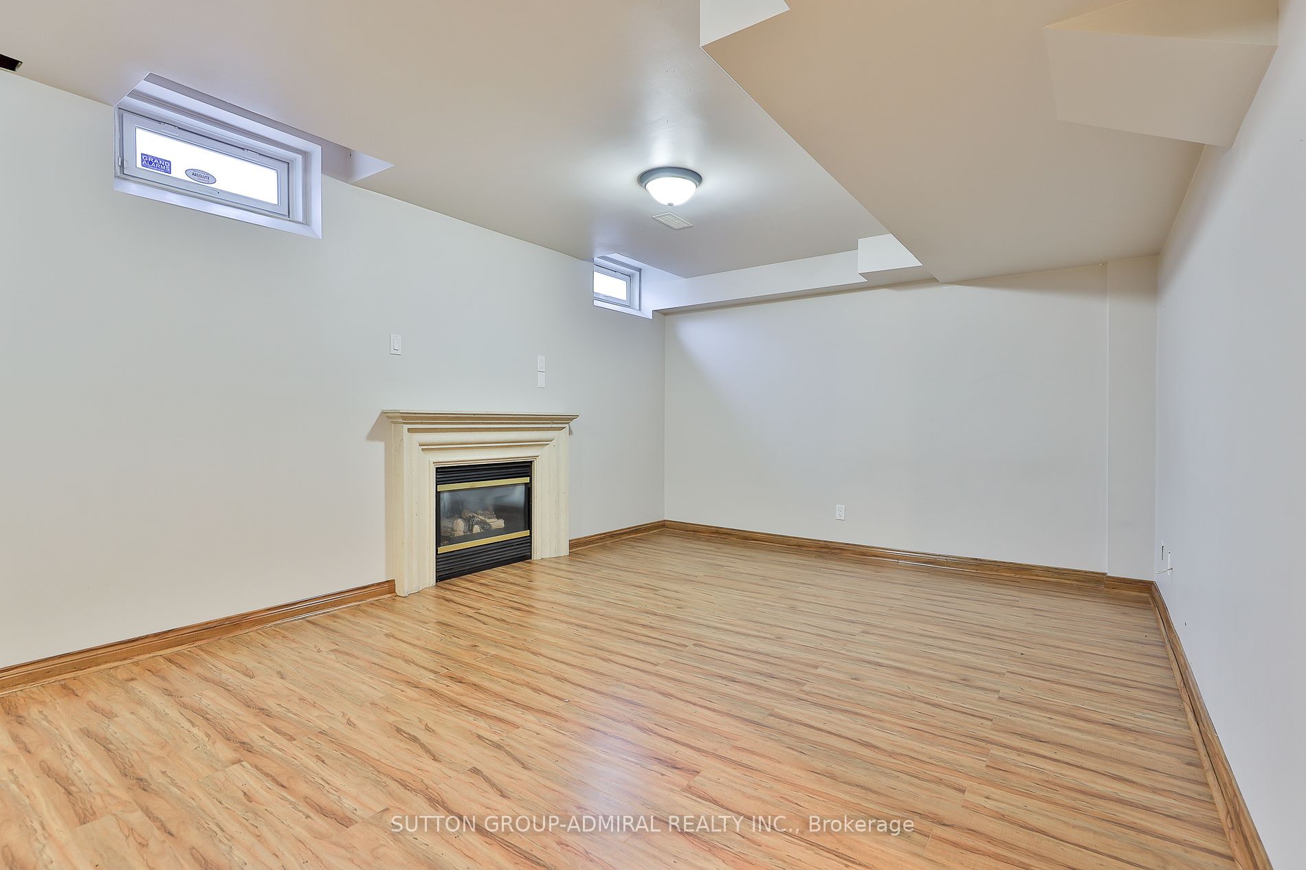 70 Fraserwood Rd