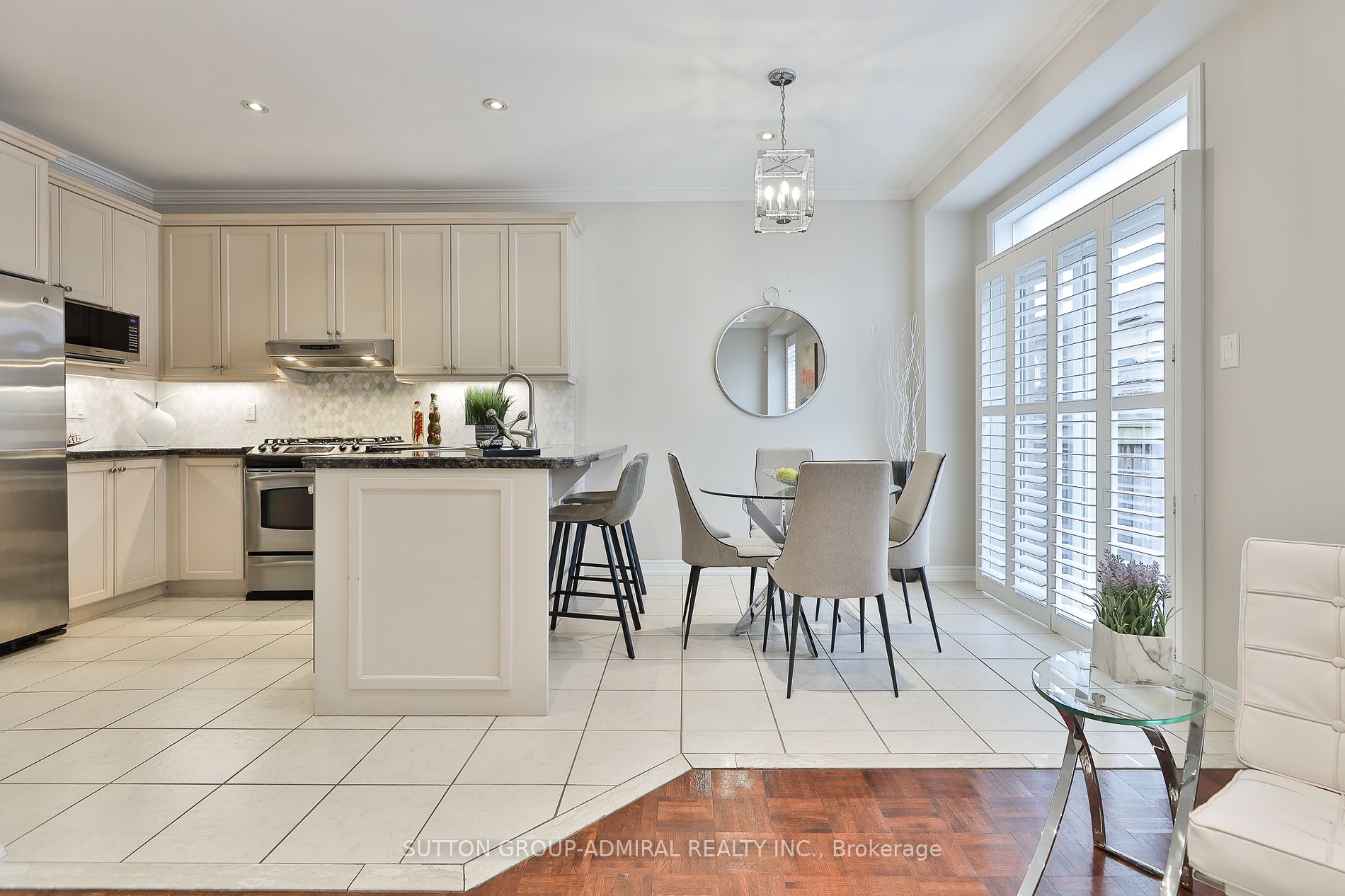70 Fraserwood Rd