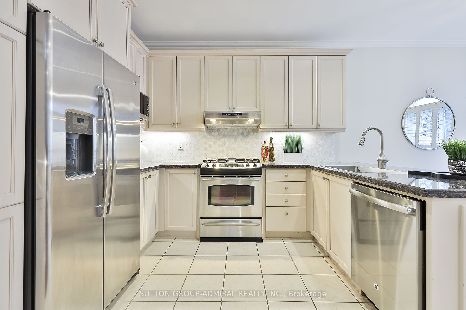 70 Fraserwood Rd