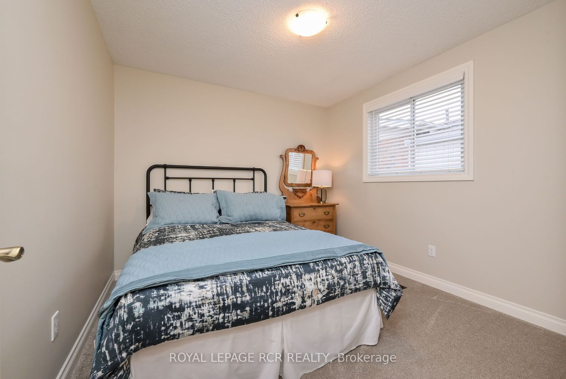 146 Cunningham Dr
