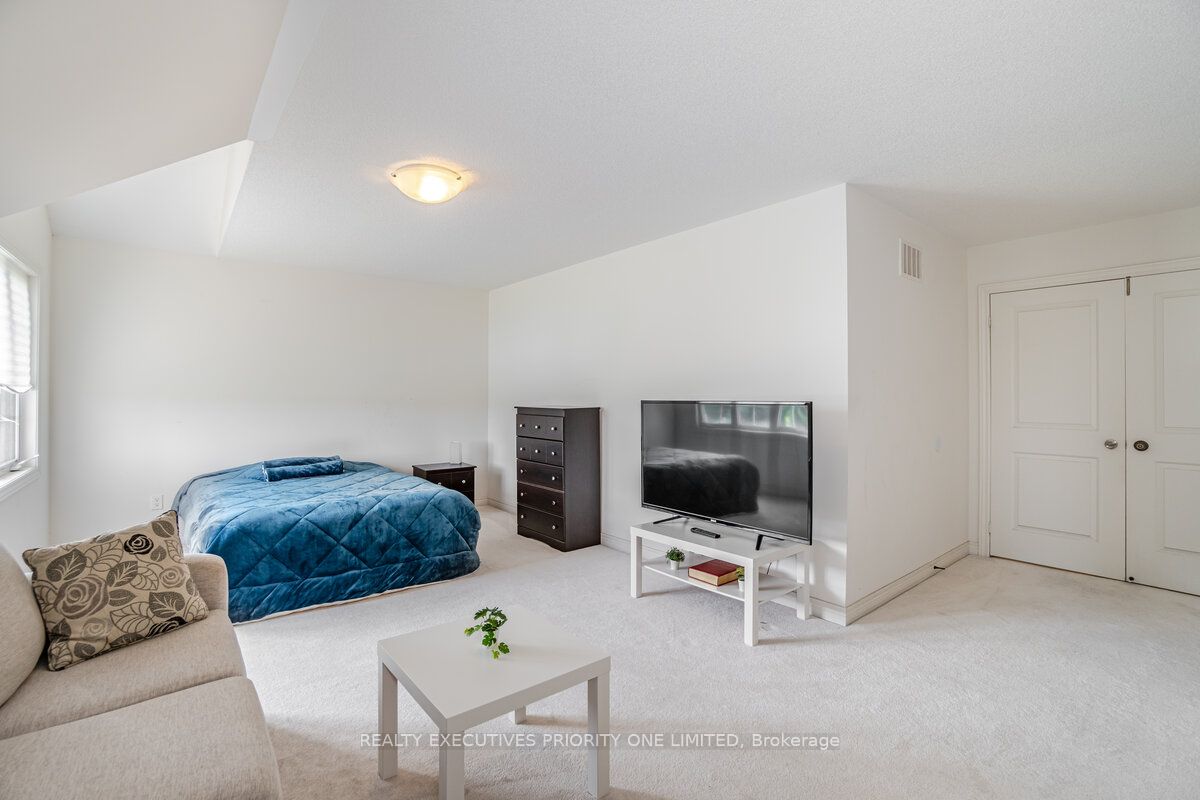 1 Treetops Boulevard