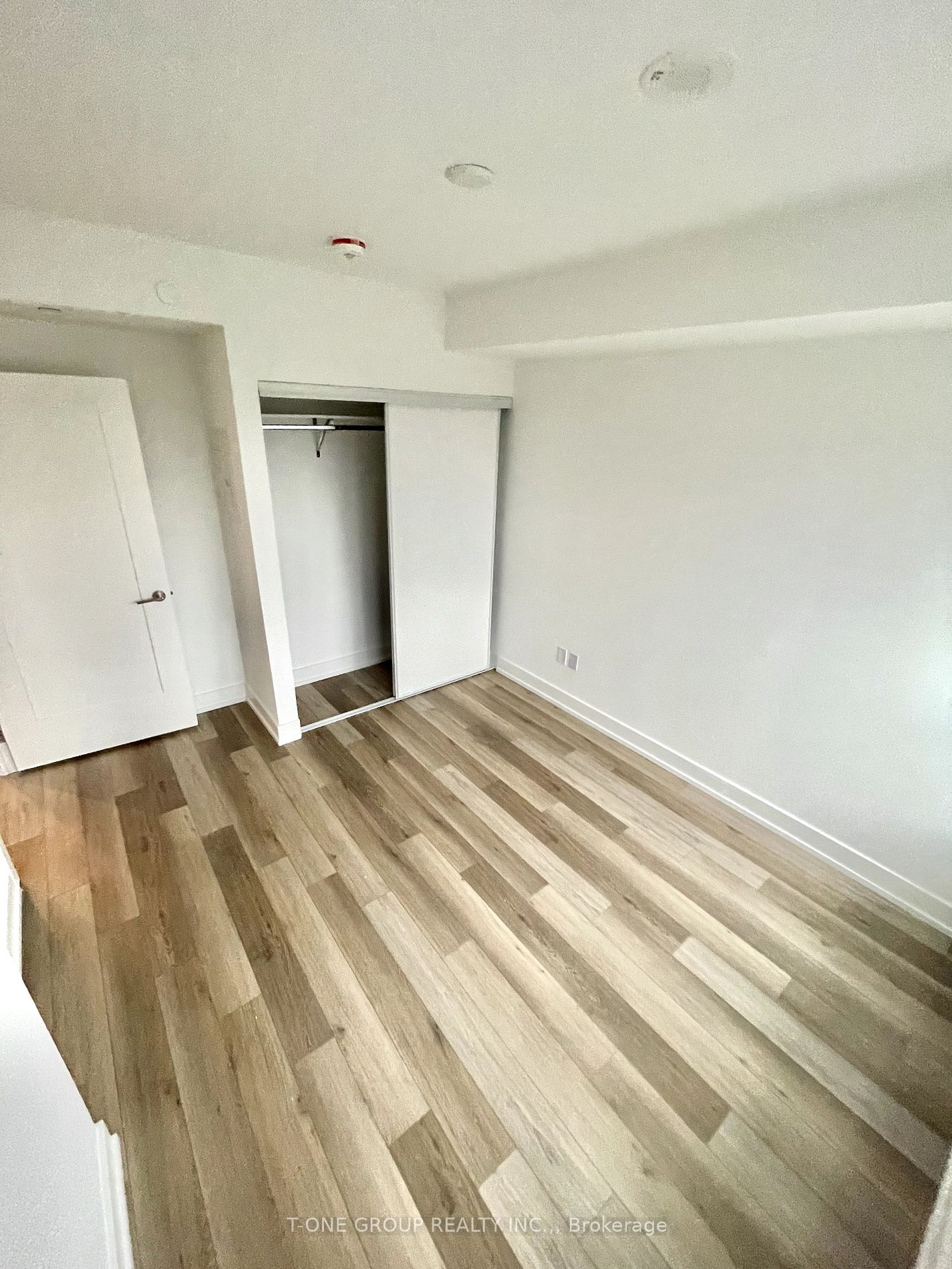 8 cedarland Drive #318