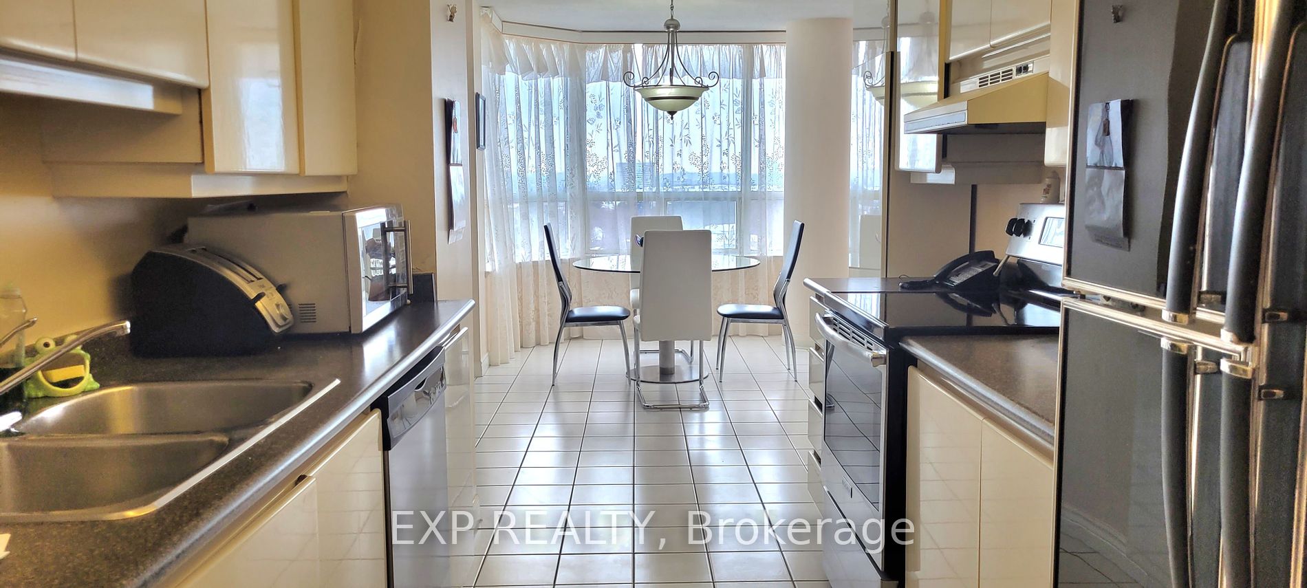 7 Townsgate Drive #1203