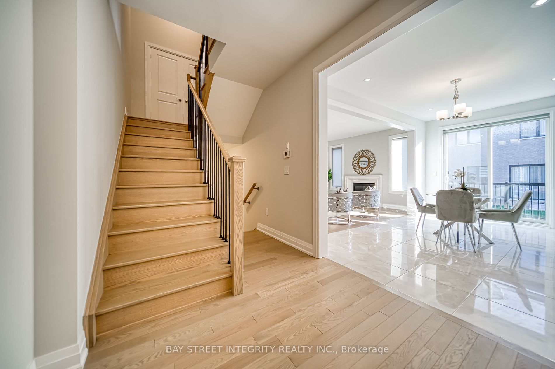 47 Longworth Ave