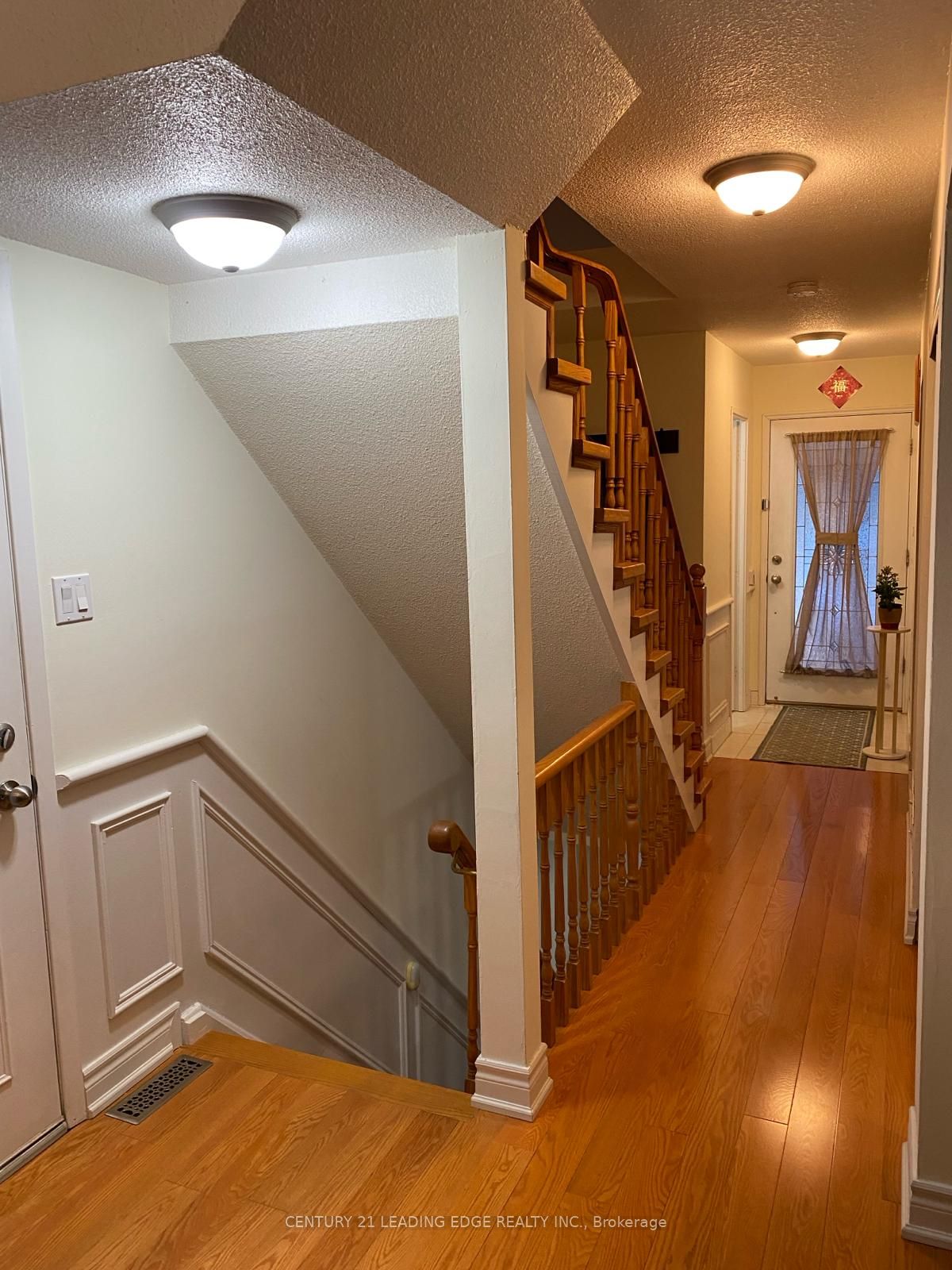 122 Tamarack Dr