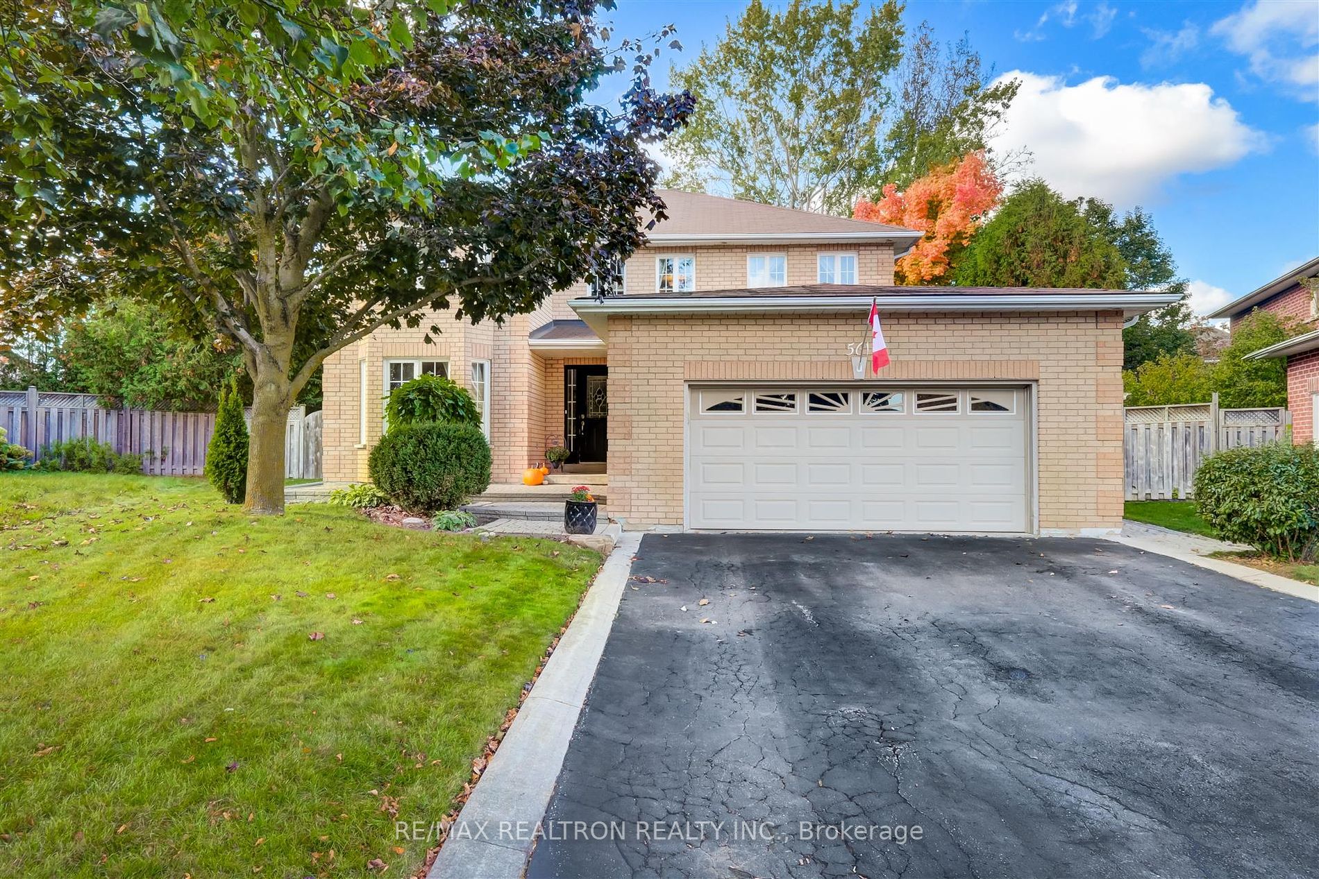 561 Roeder Crt