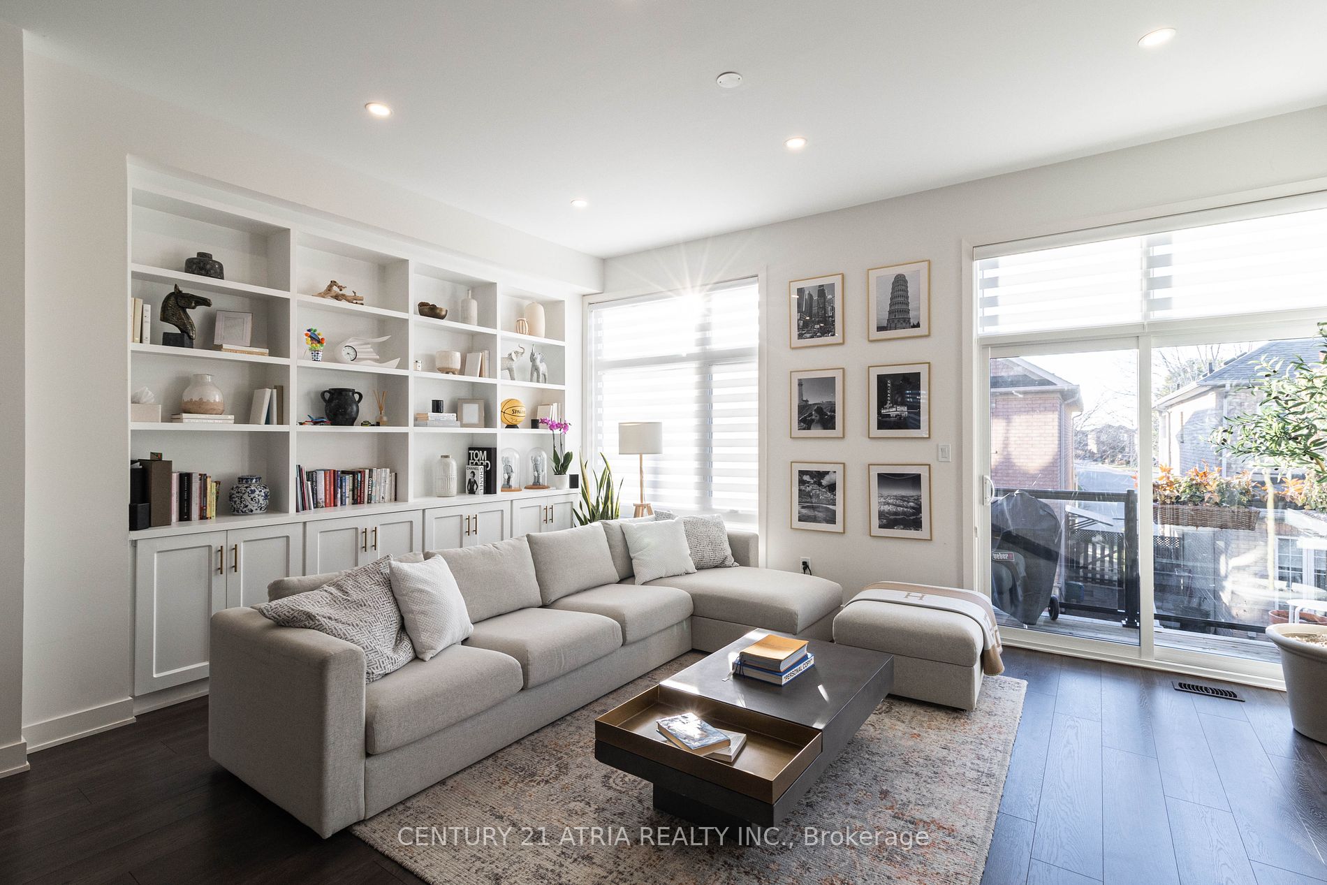 90 Pageant Avenue