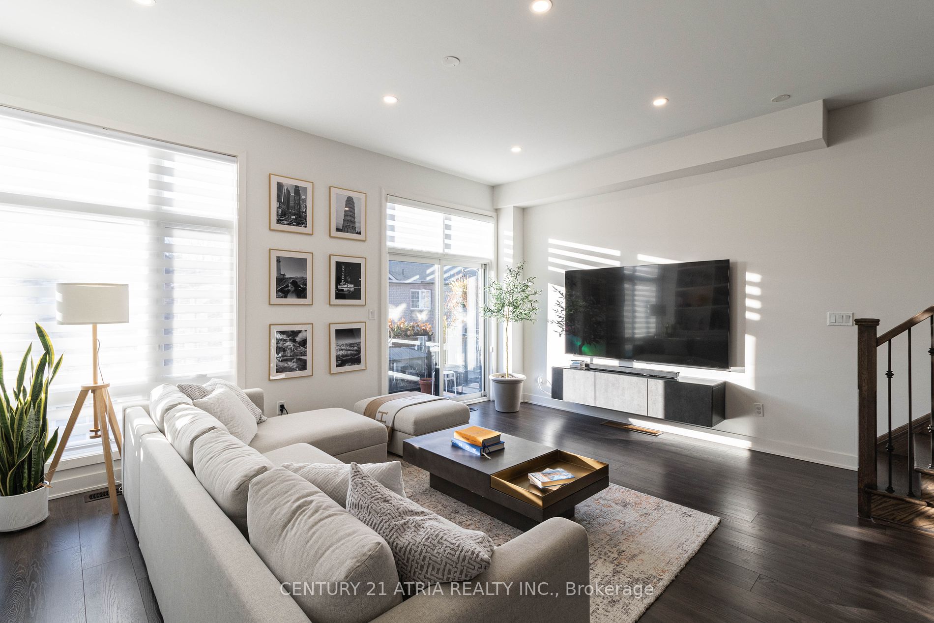 90 Pageant Avenue