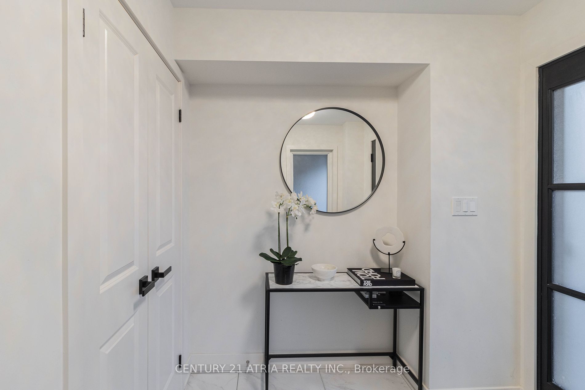 90 Pageant Avenue