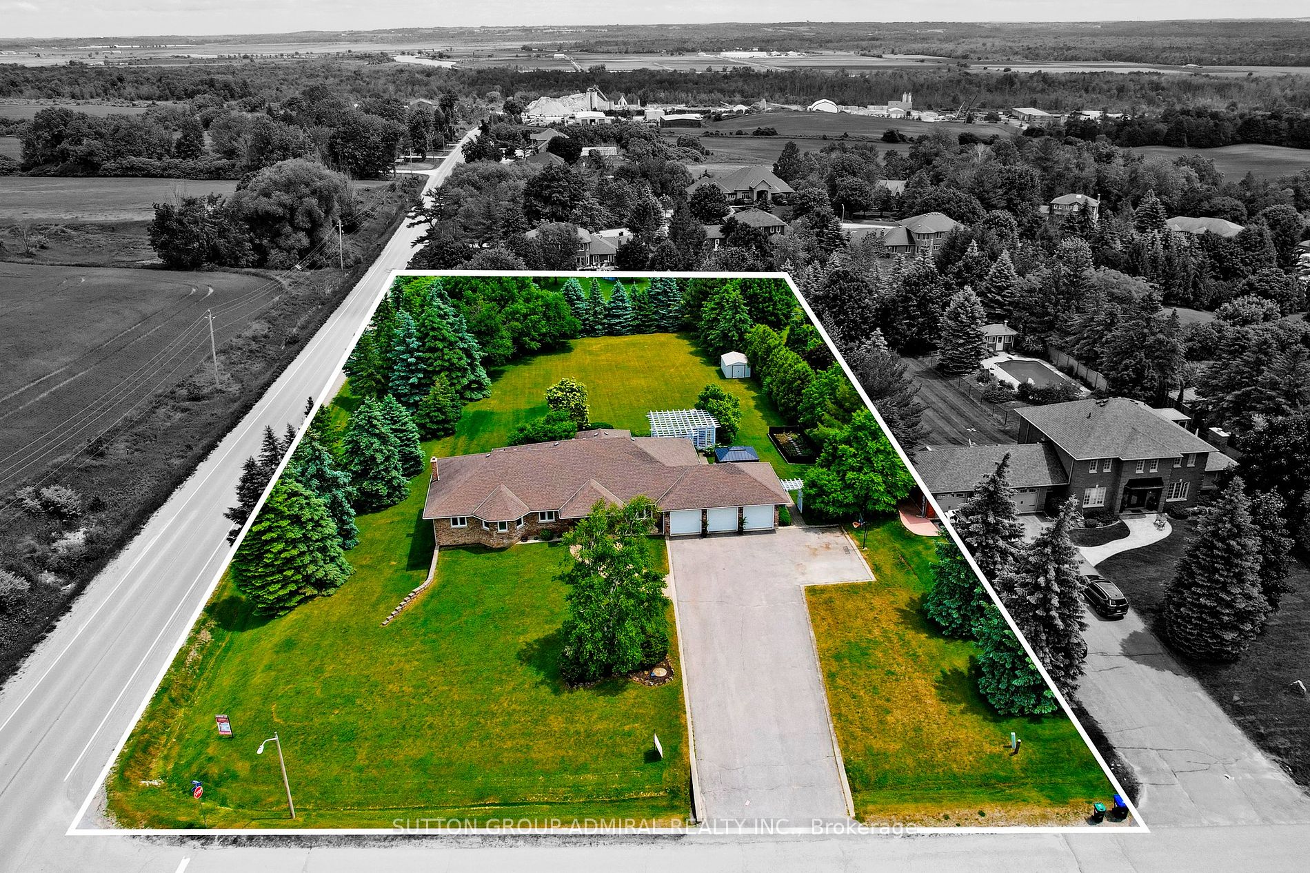2 Grandview Crescent