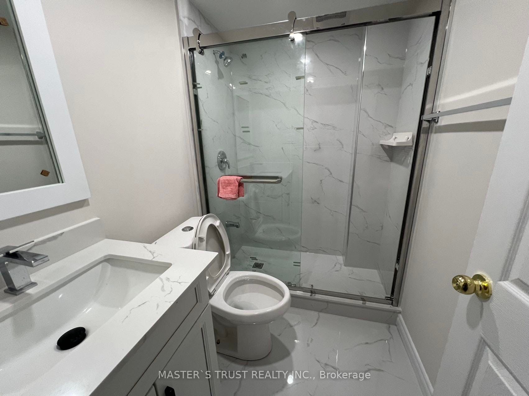 51 Manston Cres