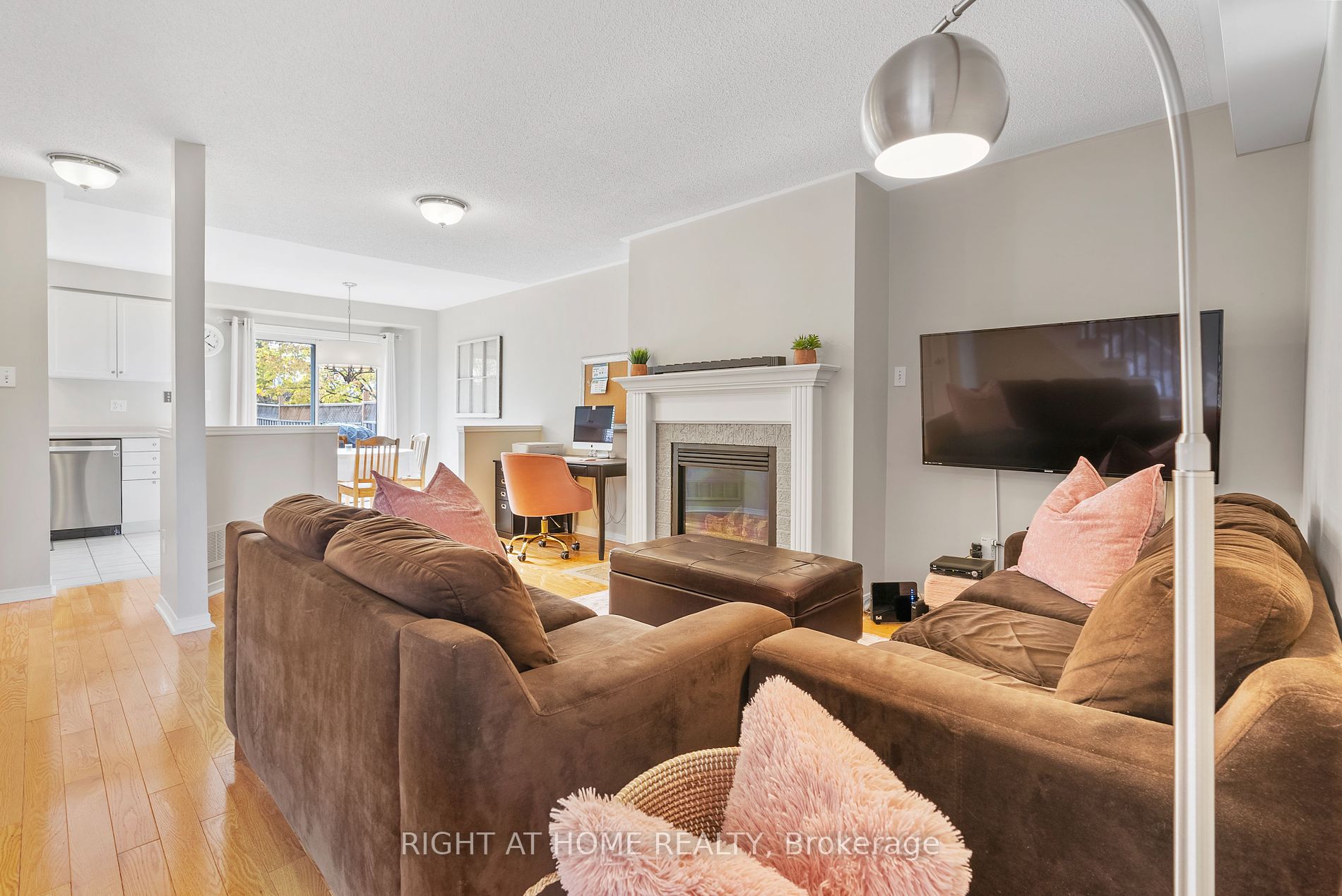 74 Primeau Dr