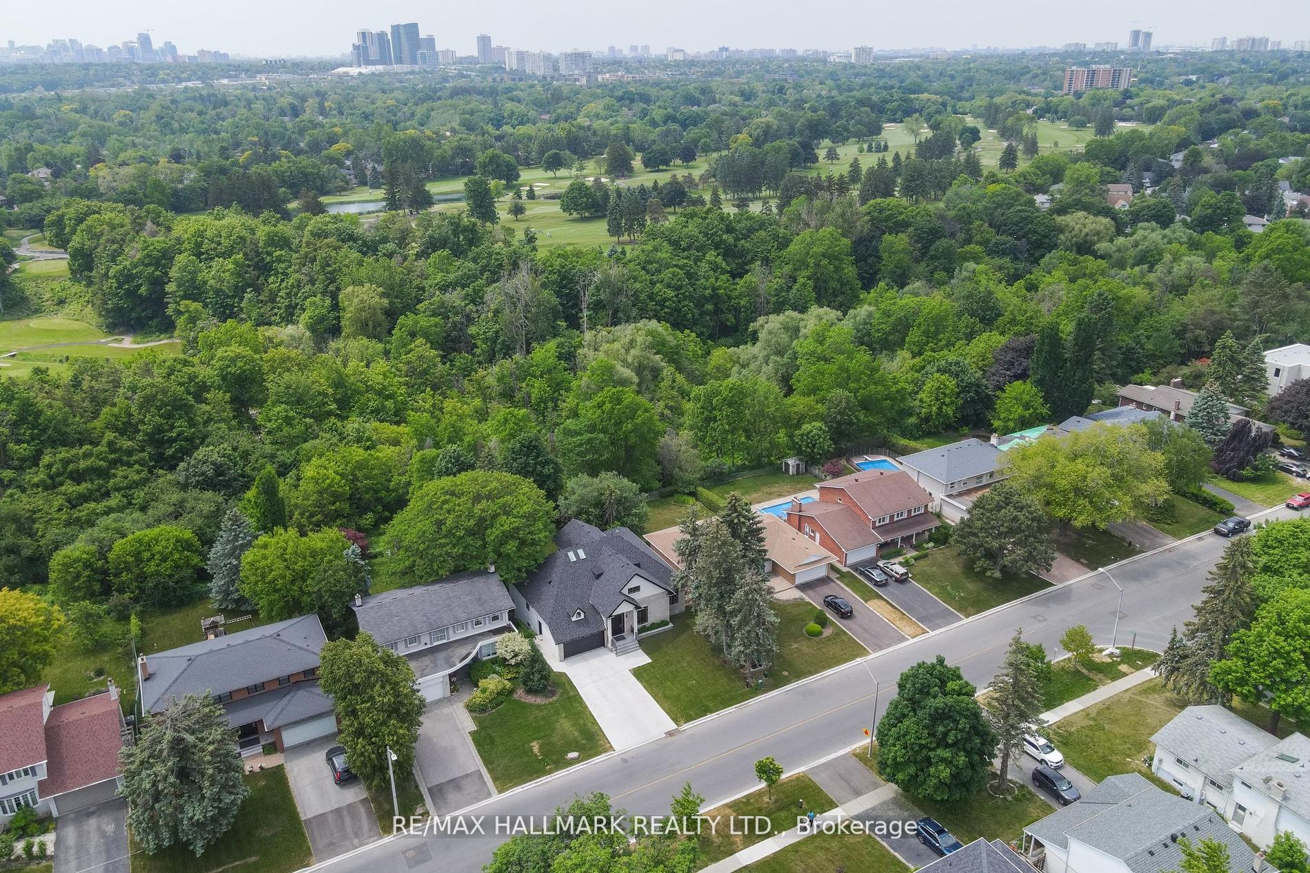 147 Royal Orchard Boulevard