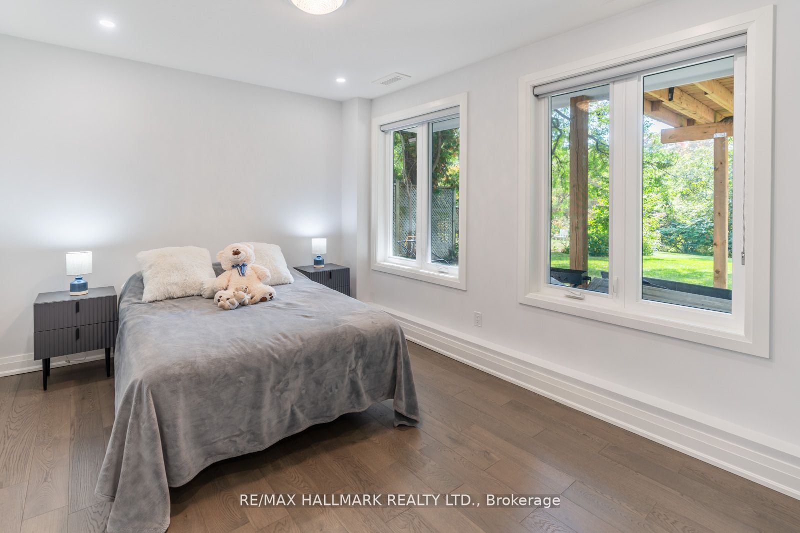 147 Royal Orchard Boulevard