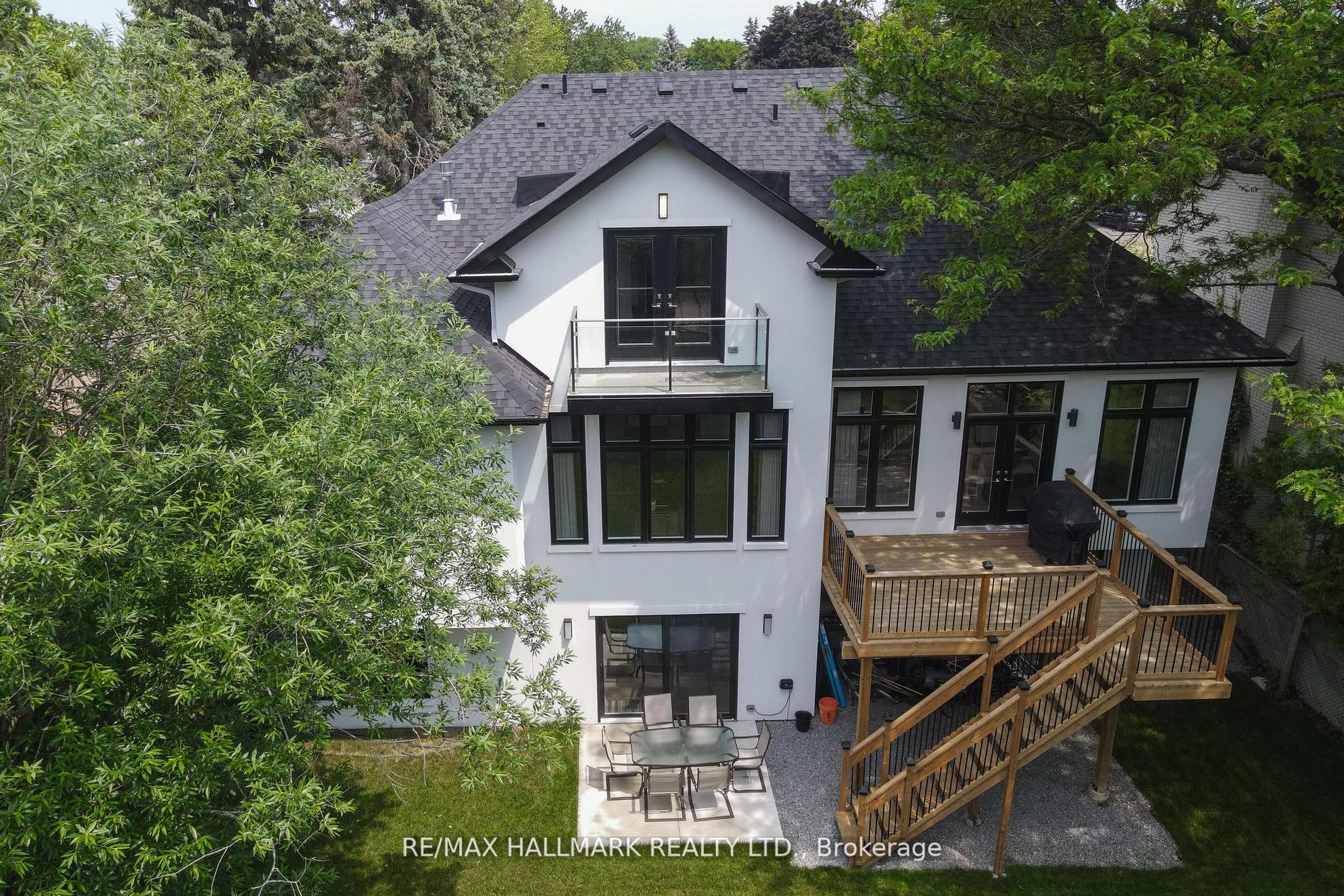 147 Royal Orchard Boulevard