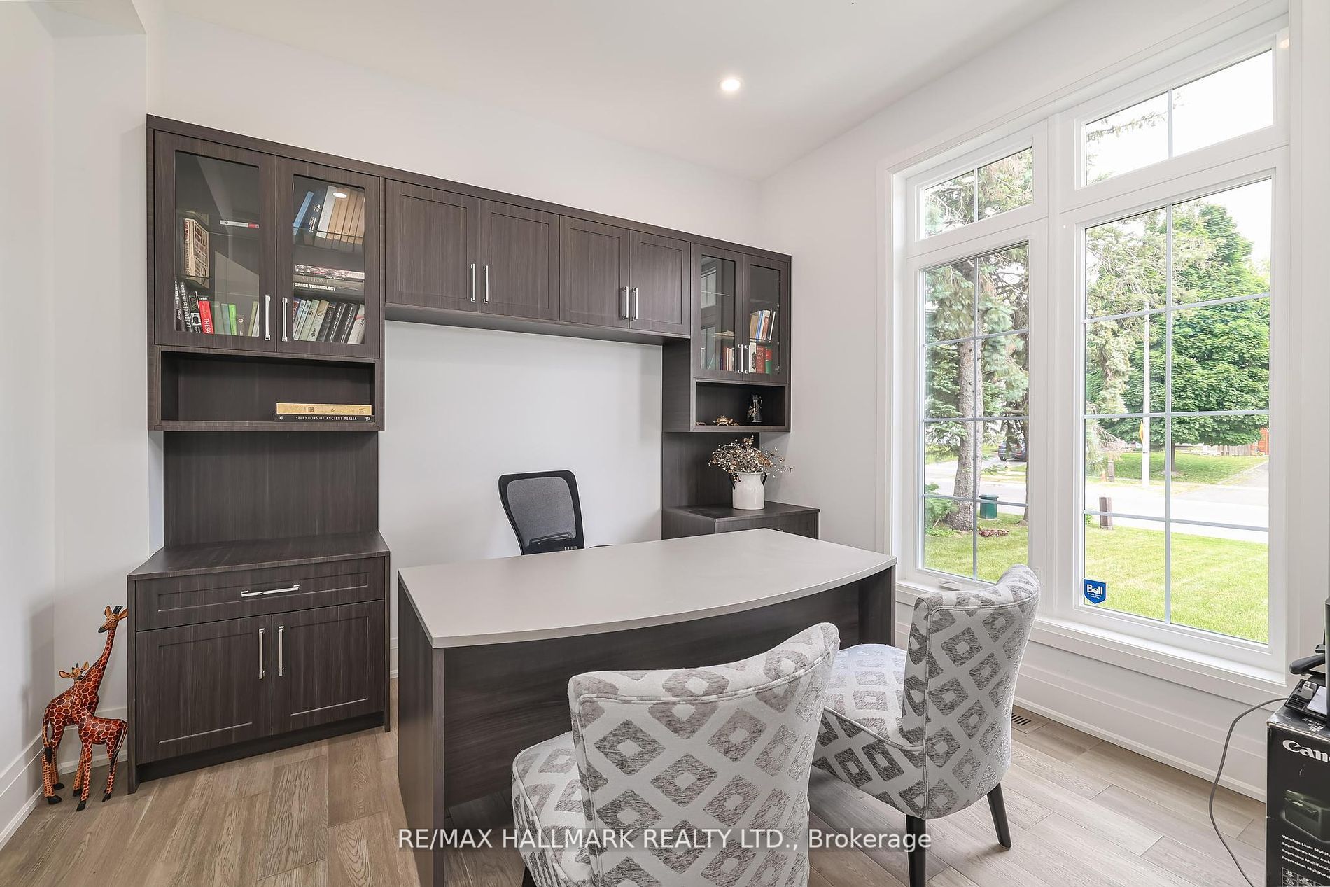 147 Royal Orchard Boulevard