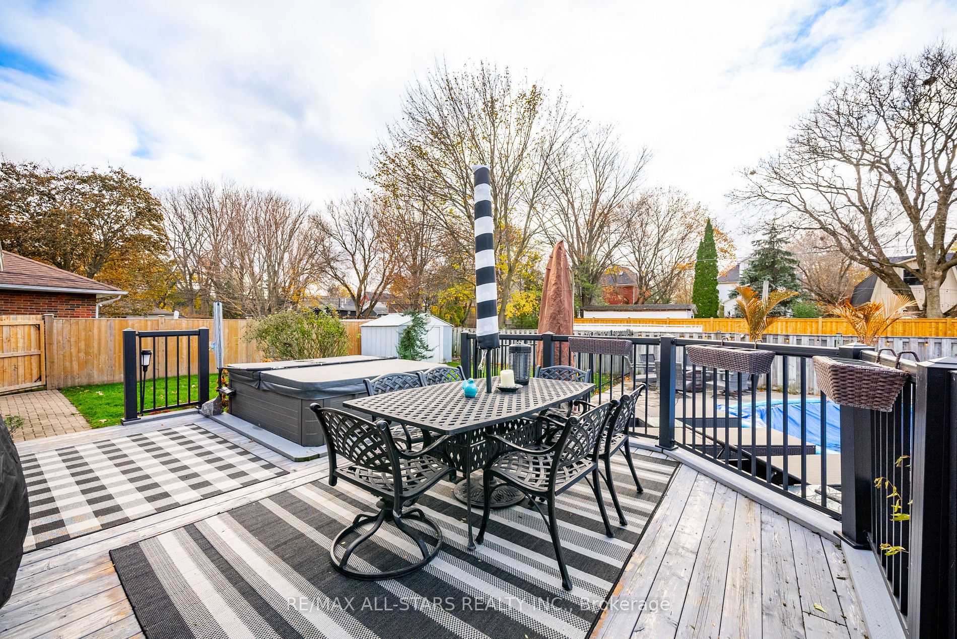 96 Park Dr