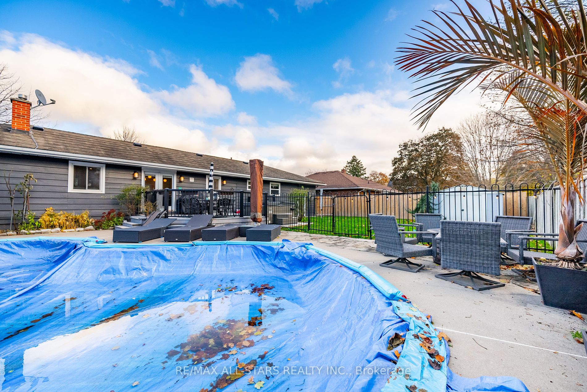 96 Park Dr