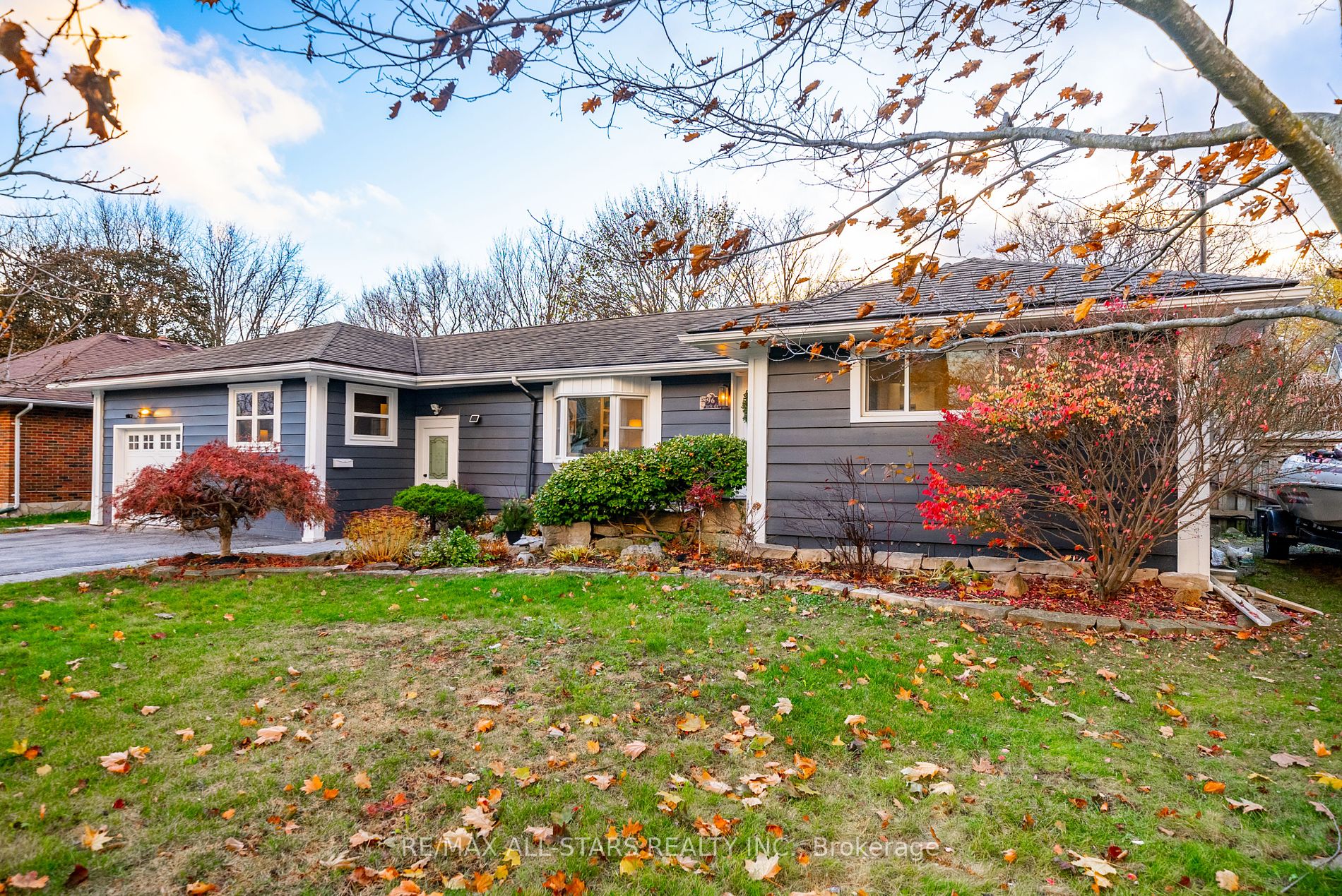 96 Park Dr