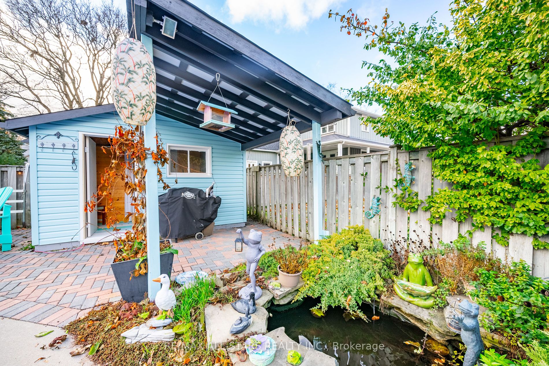 96 Park Dr