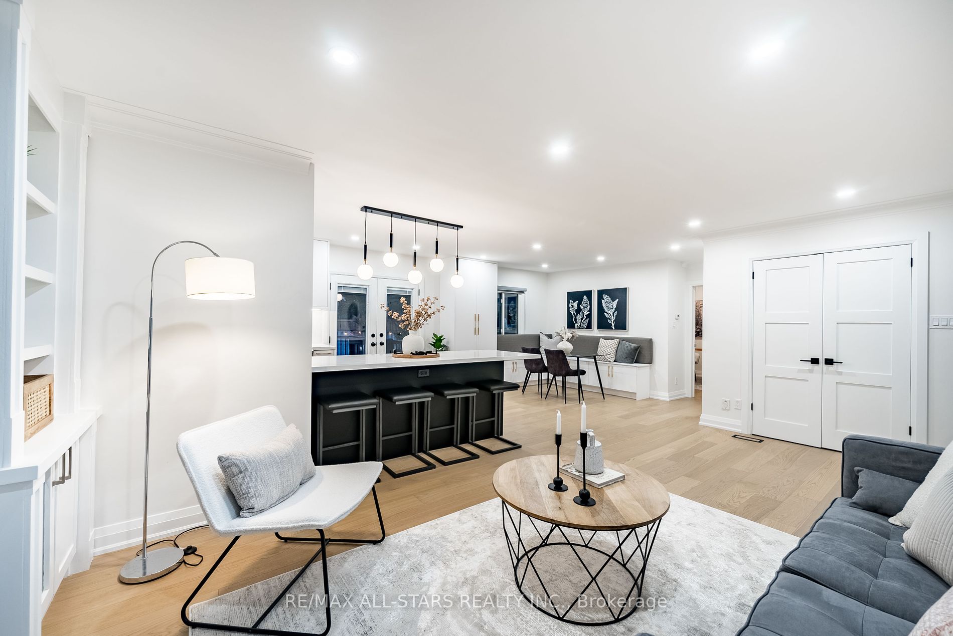 96 Park Dr