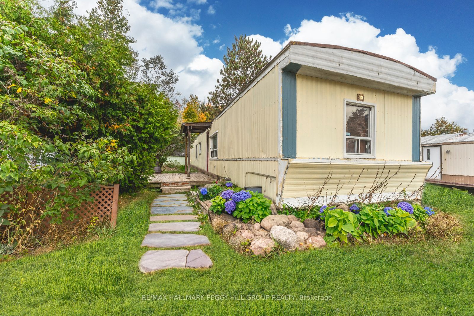 4932 Sideroad 25, #10
